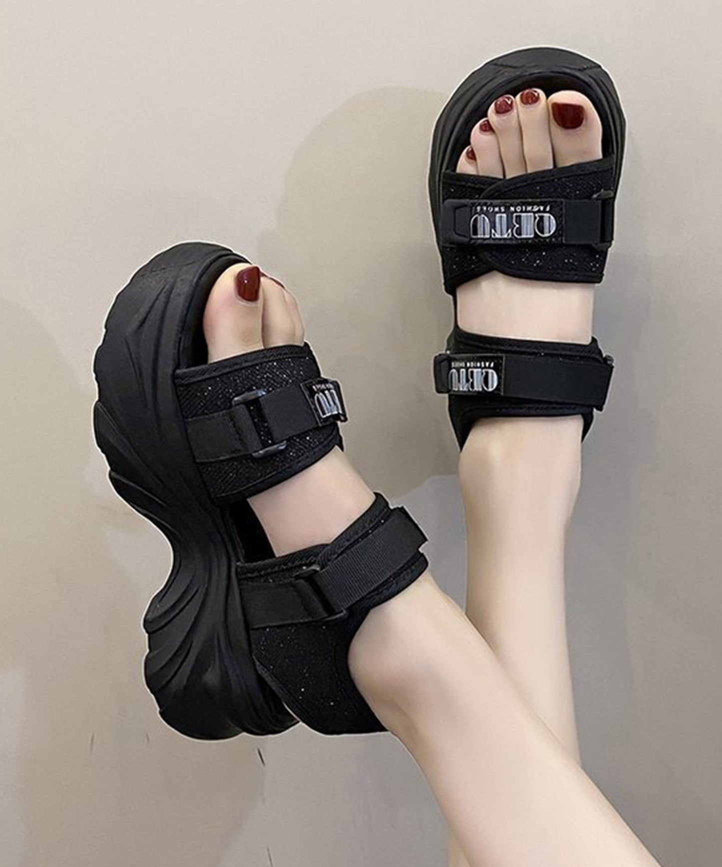 厚底 ラメ ベルクロ スポーツ サンダル