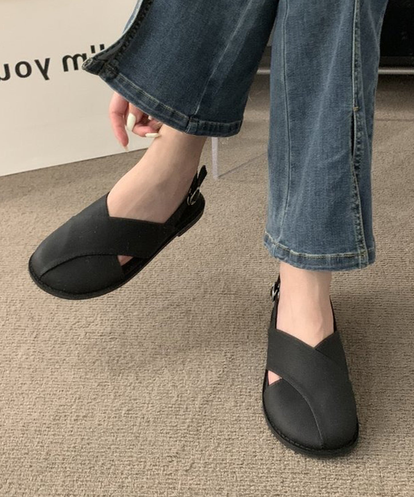 レザー調 クロス バックストラップ フラット サンダル