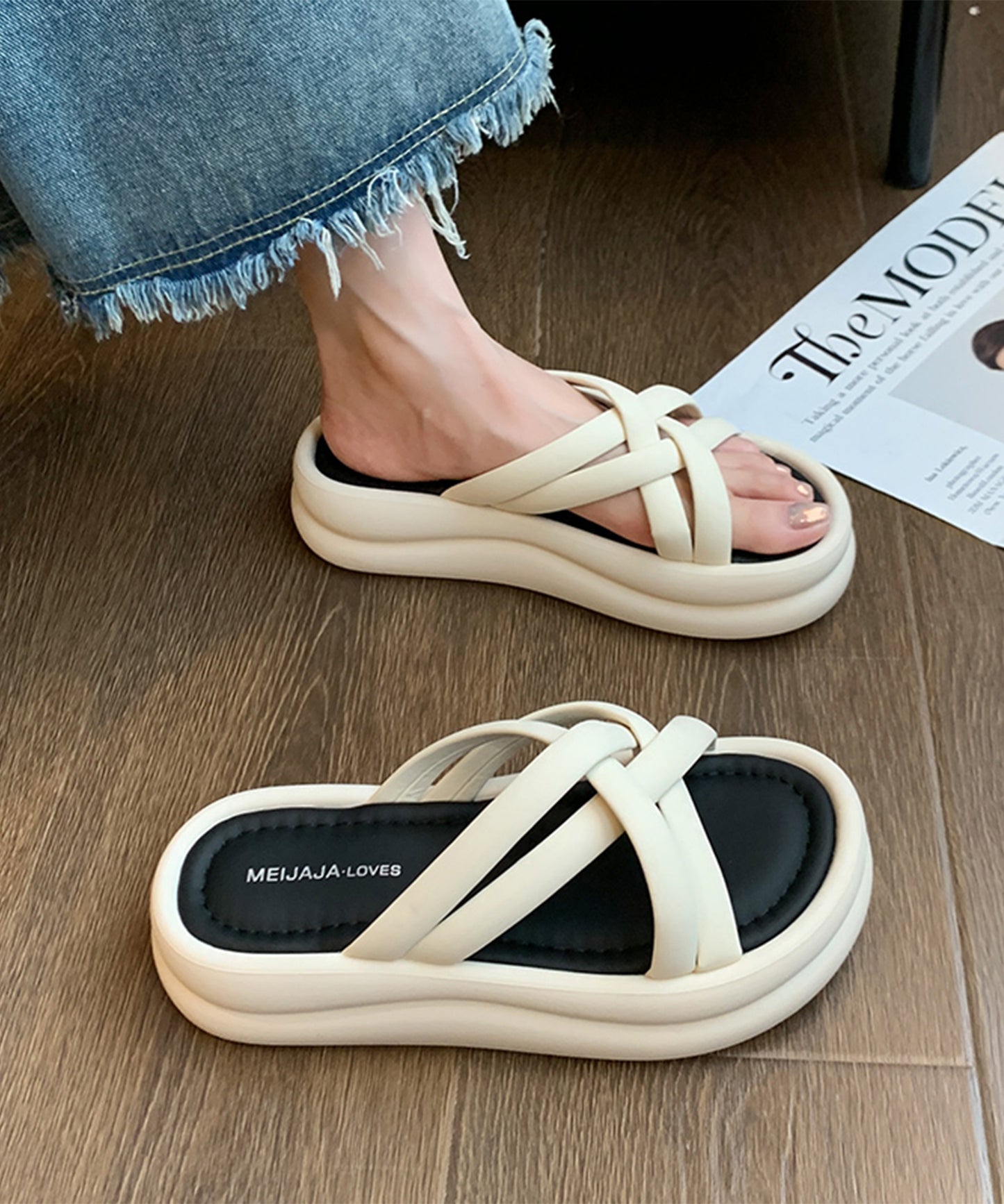 チューブ クロス ストラップ 厚底 スライド サンダル