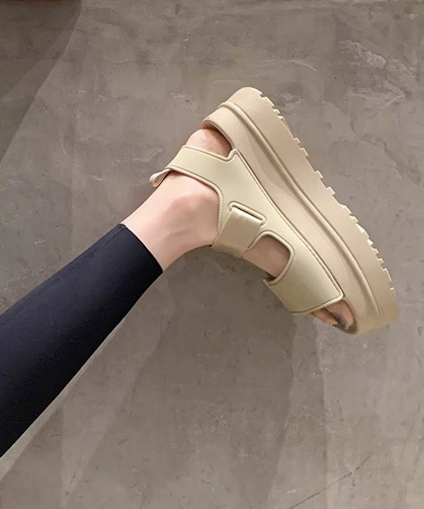 レザー調 ベルクロ 厚底 スポーツ サンダル