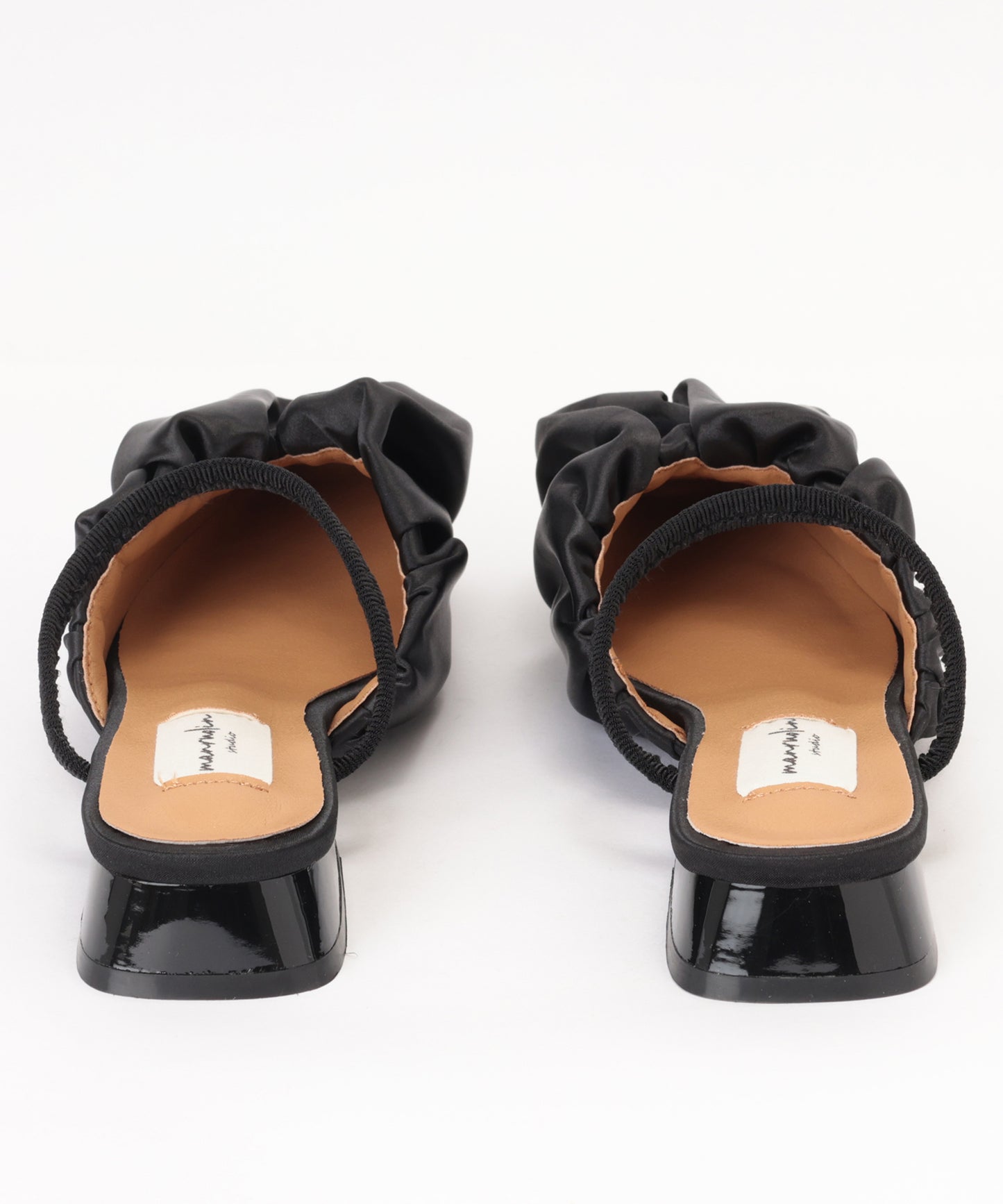 ラウンドトゥ ギャザー アンクルストラップ付き フラット ミュール