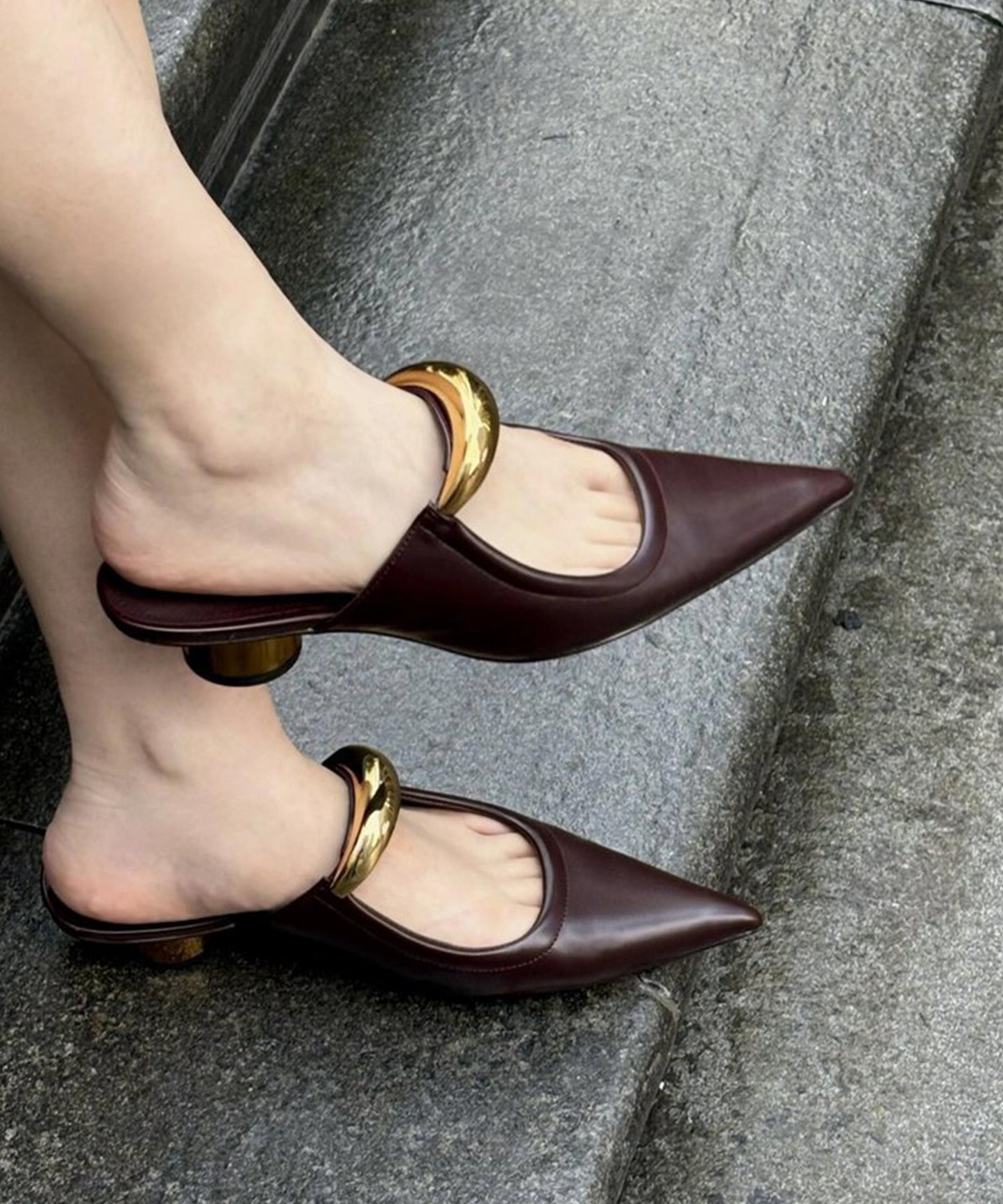 ゴールド メタル ストラップ ポインテッドトゥ ミュール ヒール サンダル