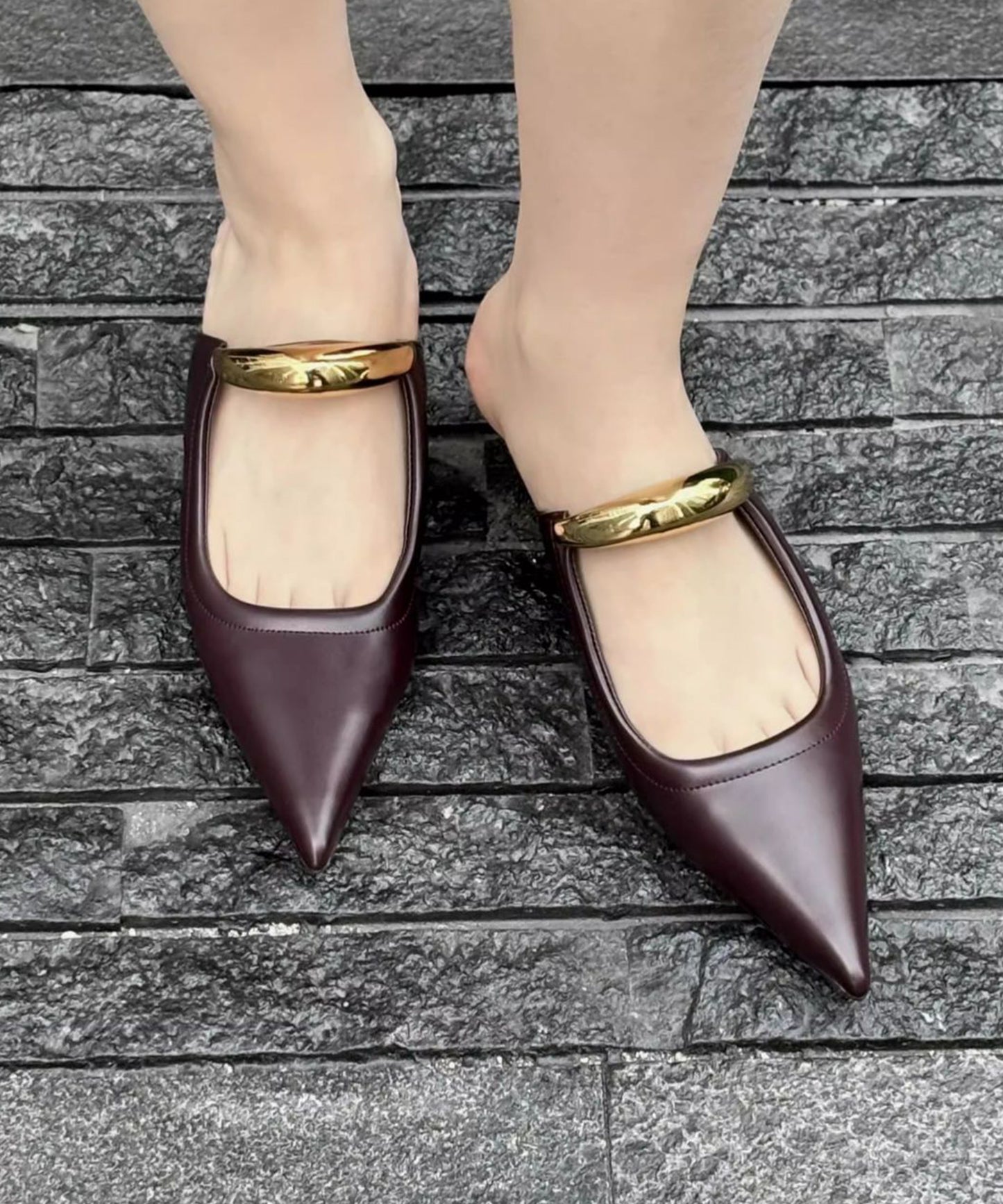 ゴールド メタル ストラップ ポインテッドトゥ ミュール ヒール サンダル