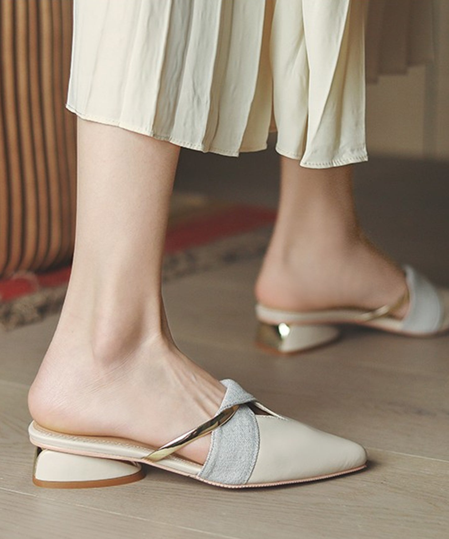 異素材 配色 メタルストラップ ポインテッドトゥ ミュール サンダル