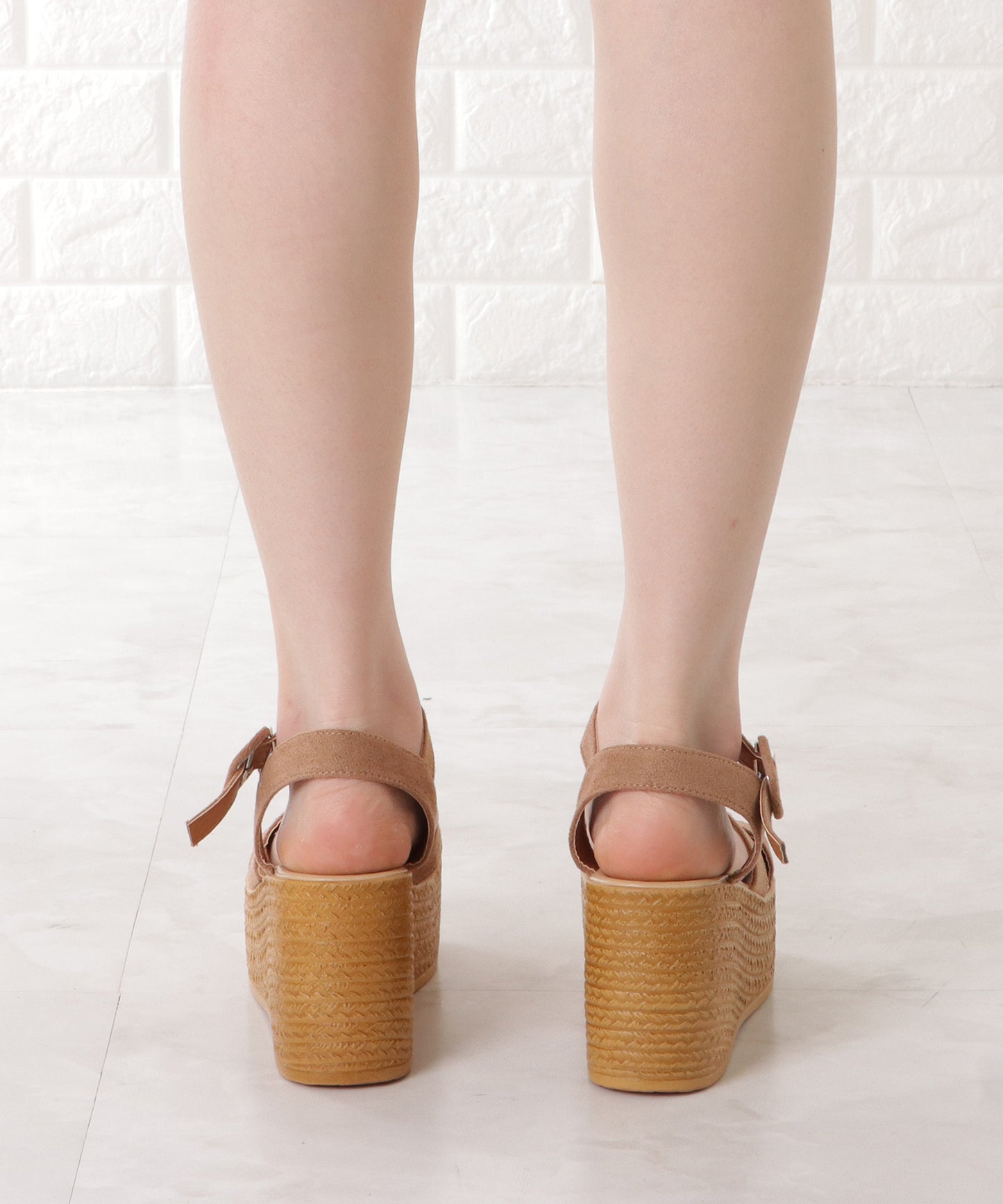 スエード調ウェッジソールサンダル