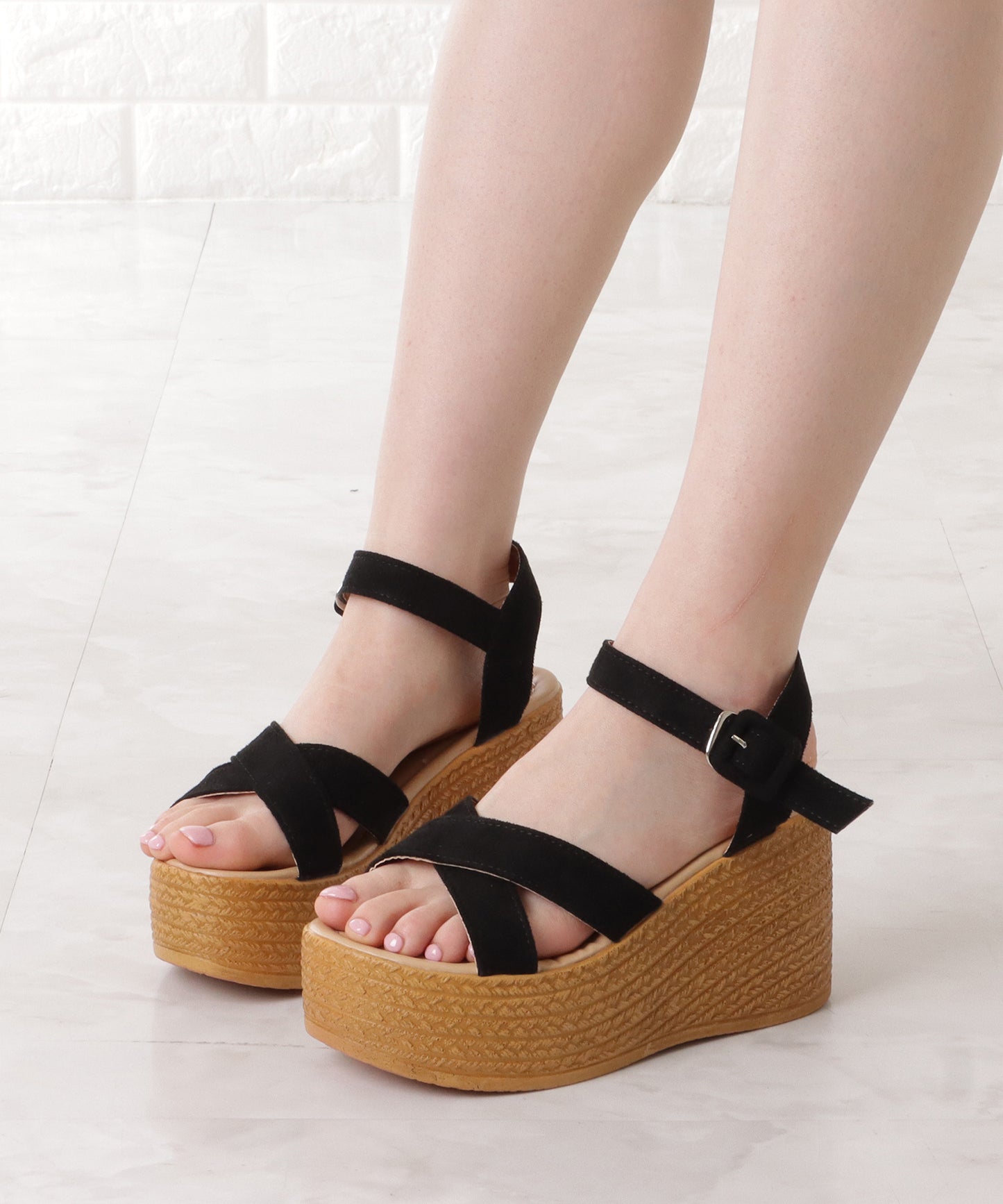 スエード調ウェッジソールサンダル