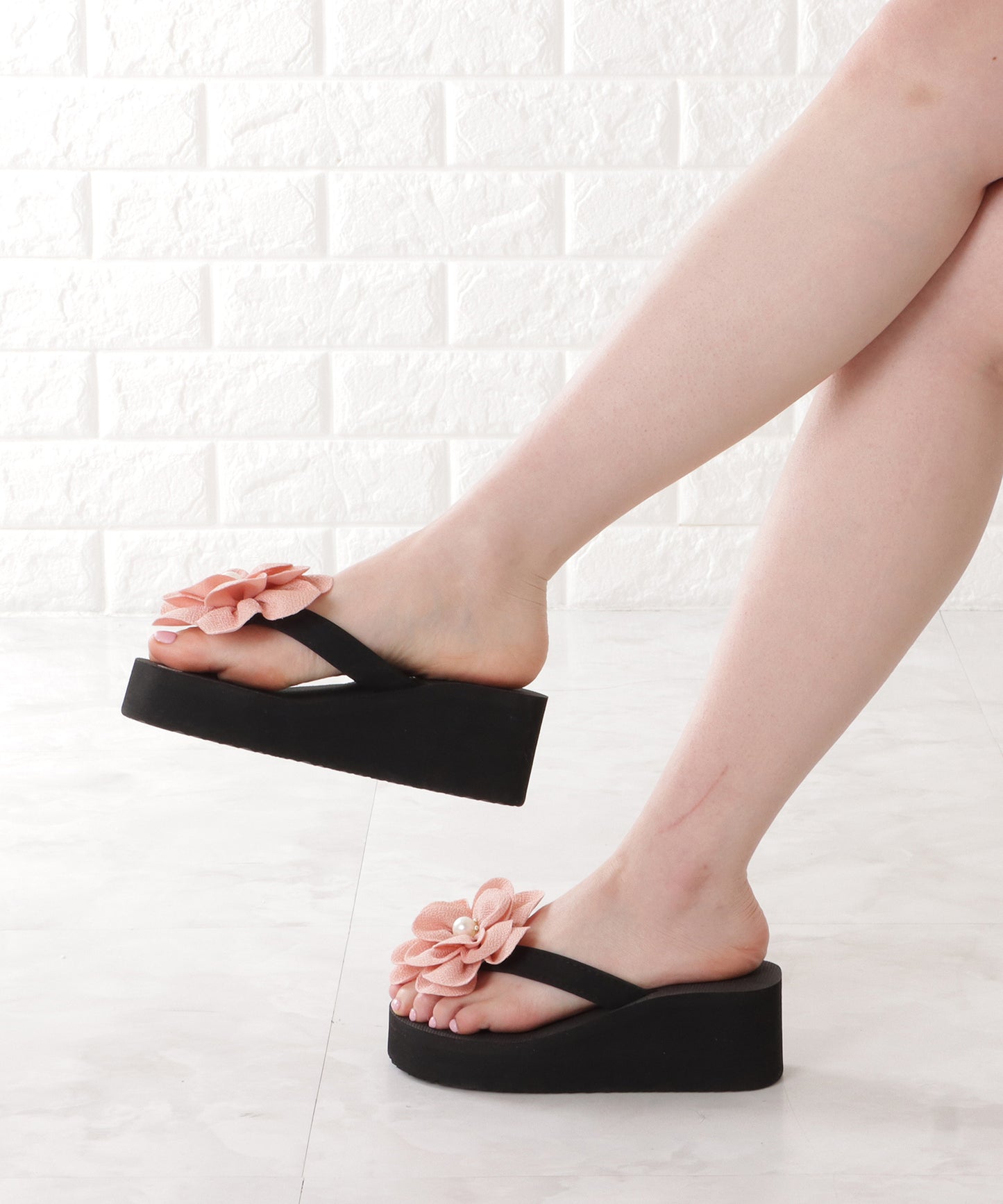 厚底フラワービーチサンダル