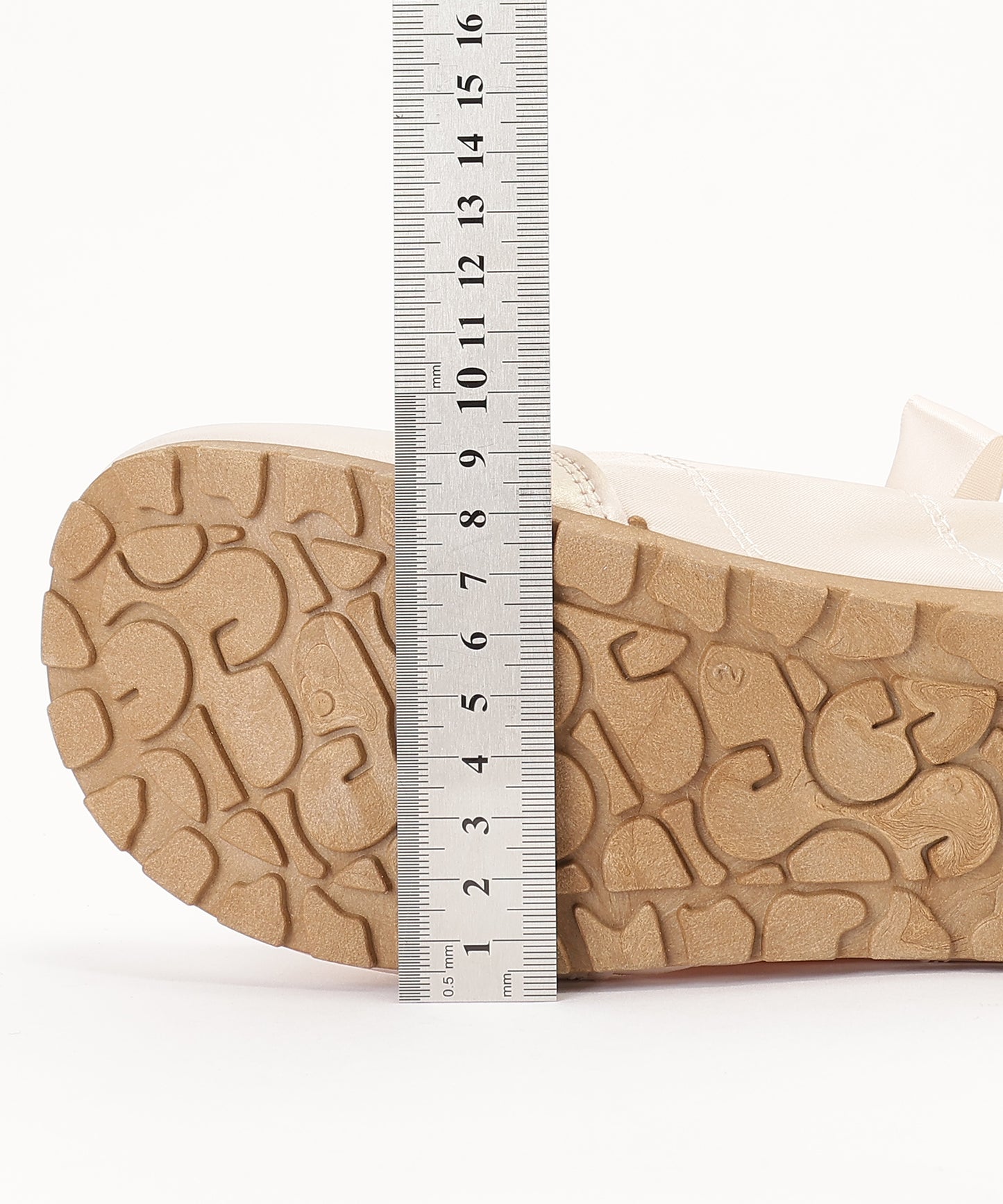 異素材 メタリック リボン付き ローカット スニーカー