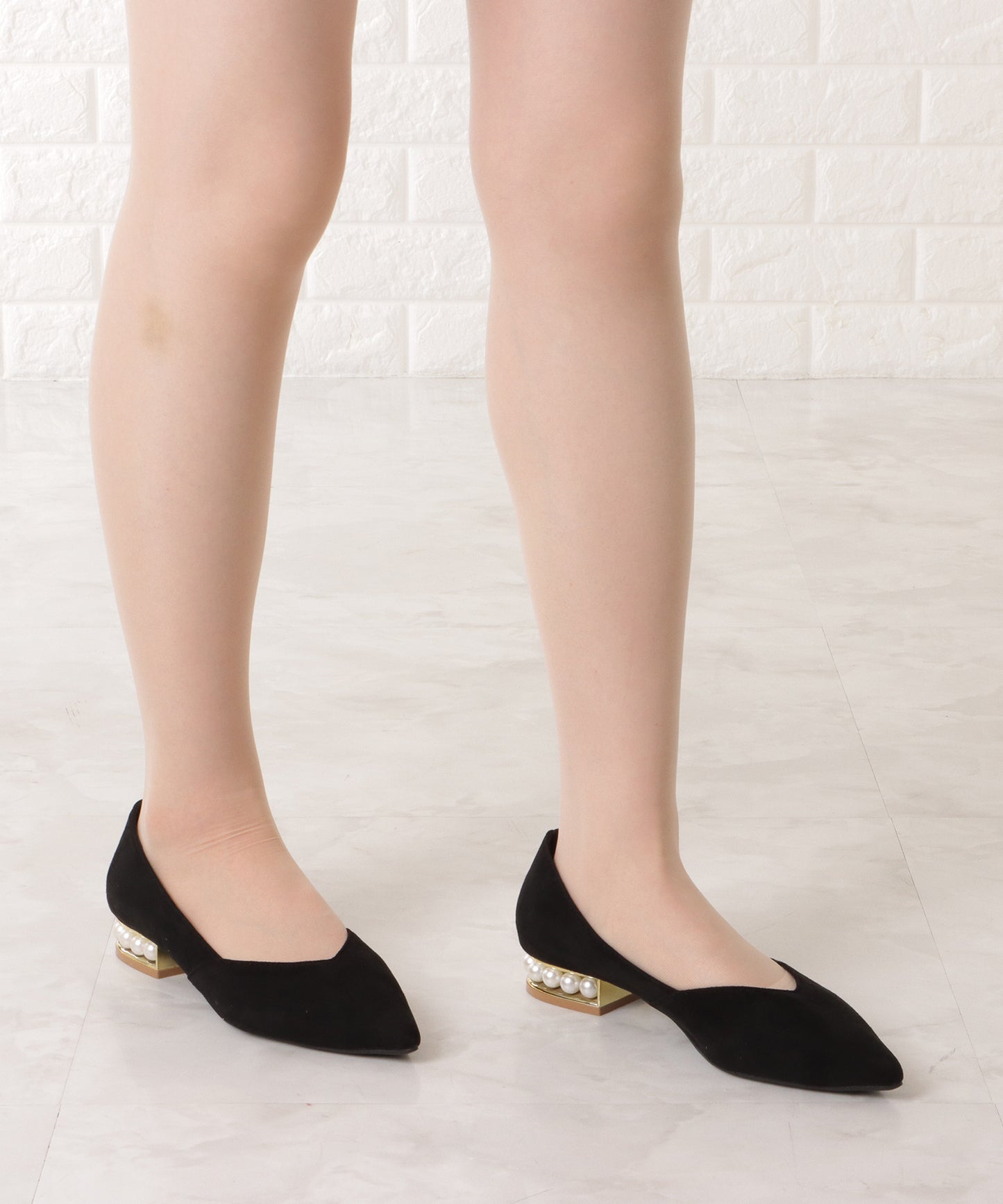 パールヒールポインテッドローヒールパンプス