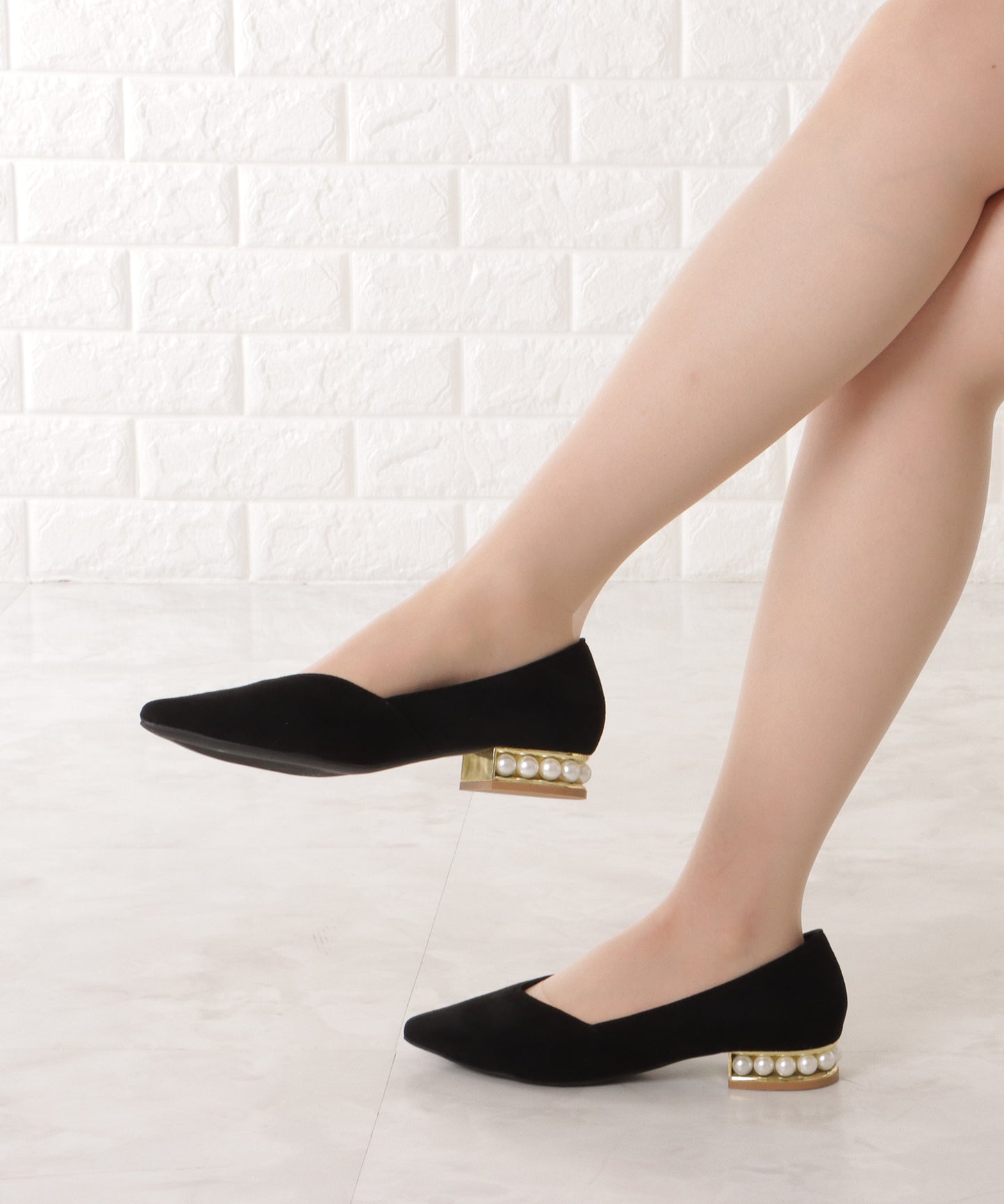 パールヒールポインテッドローヒールパンプス