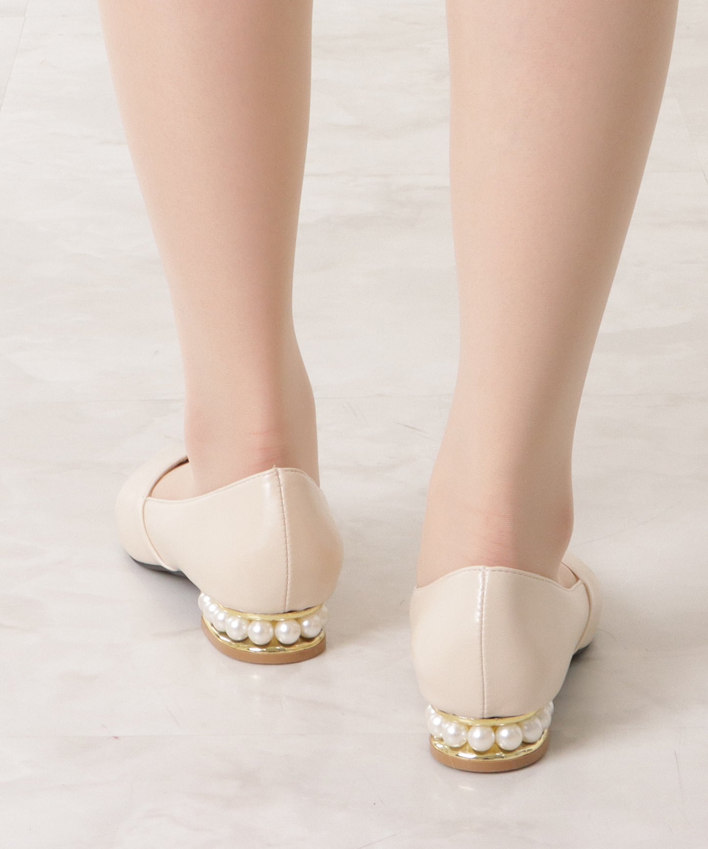 パールヒールポインテッドローヒールパンプス