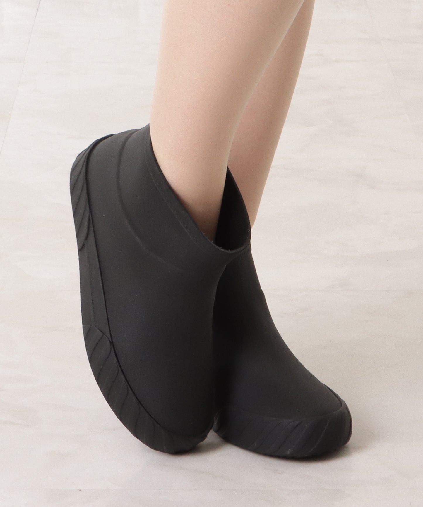 ショート丈サイドカットシンプルレインブーツ