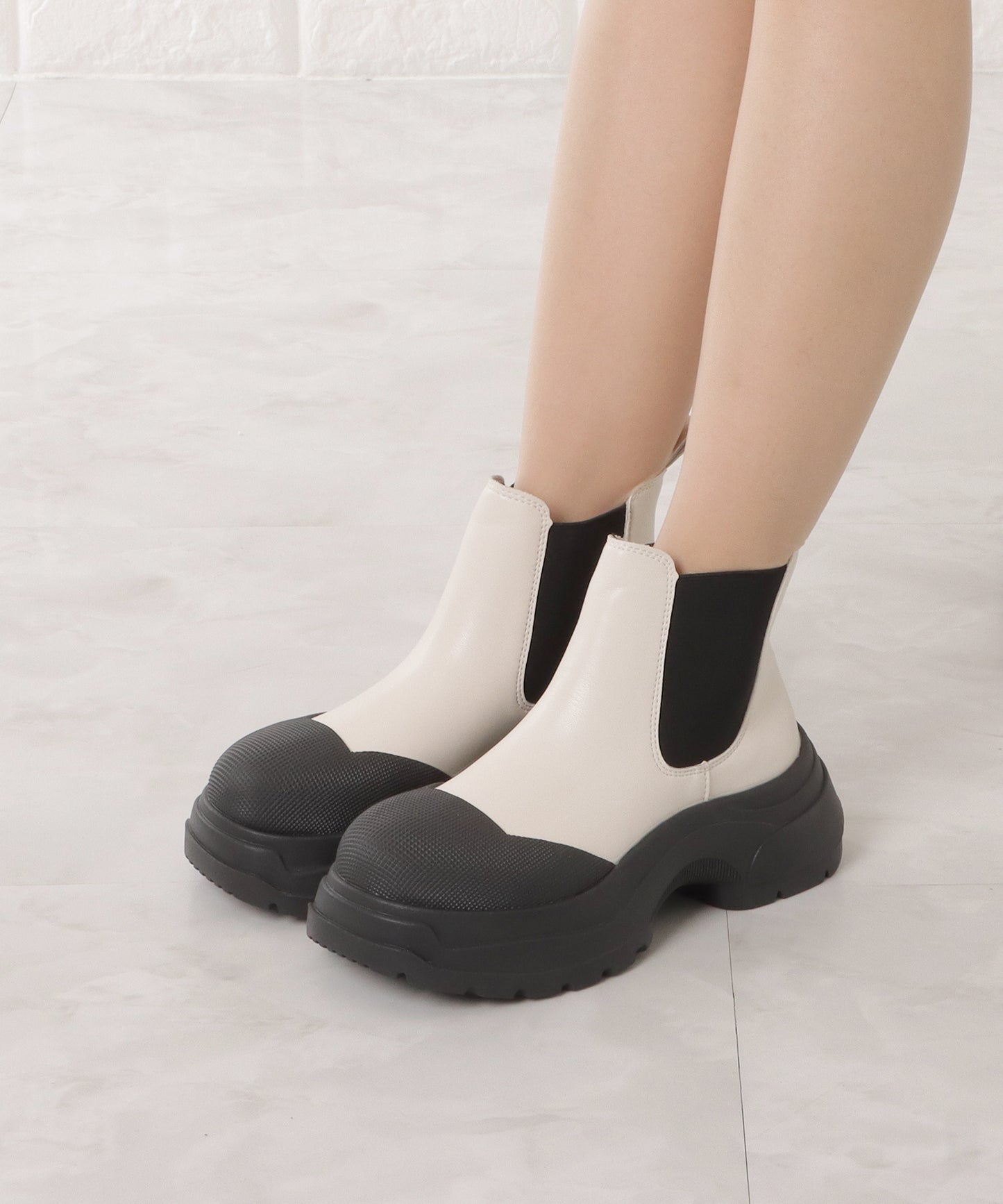 異素材サイドゴア厚底ショートブーツ