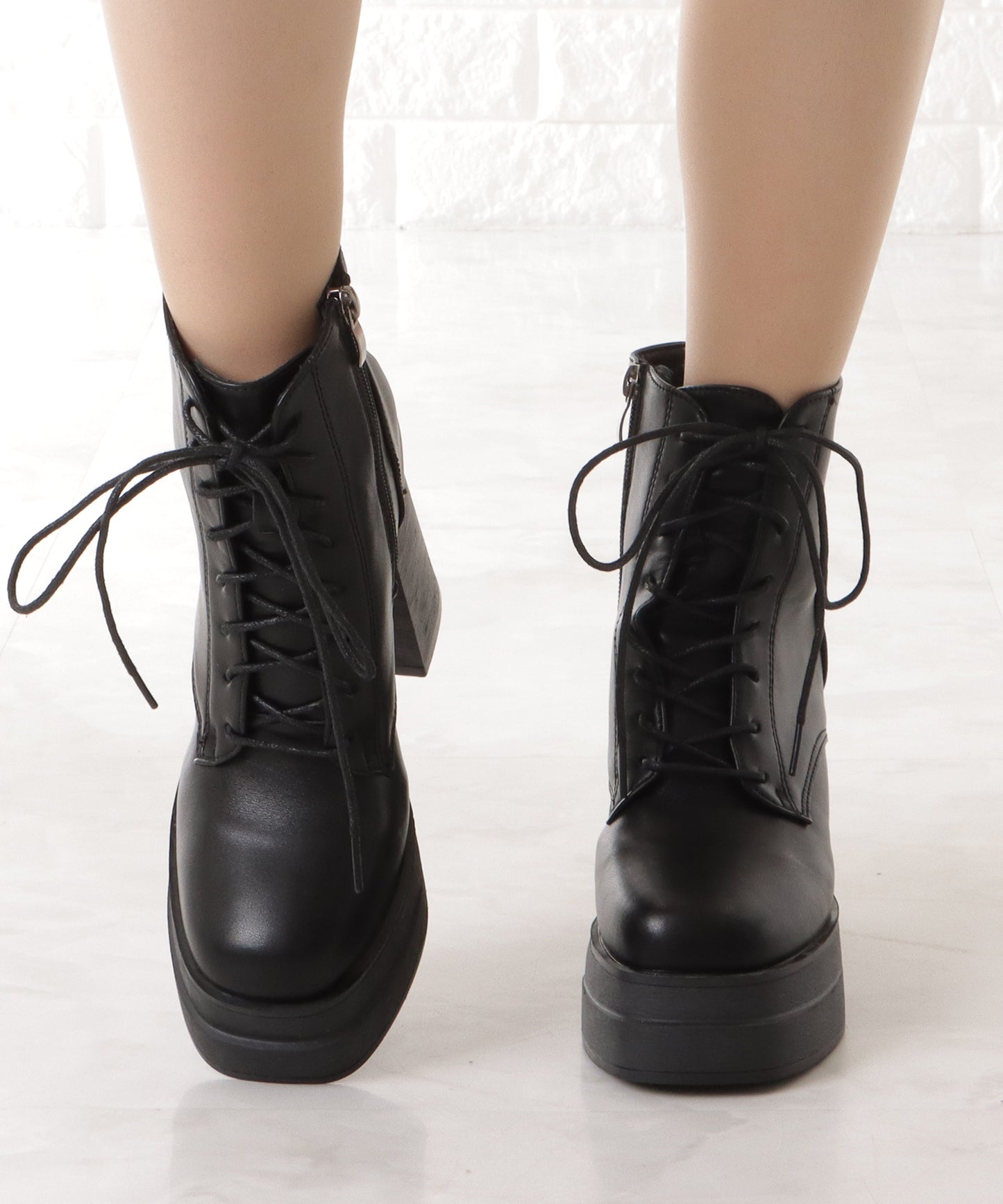厚底ハイヒールレースアップブーツ
