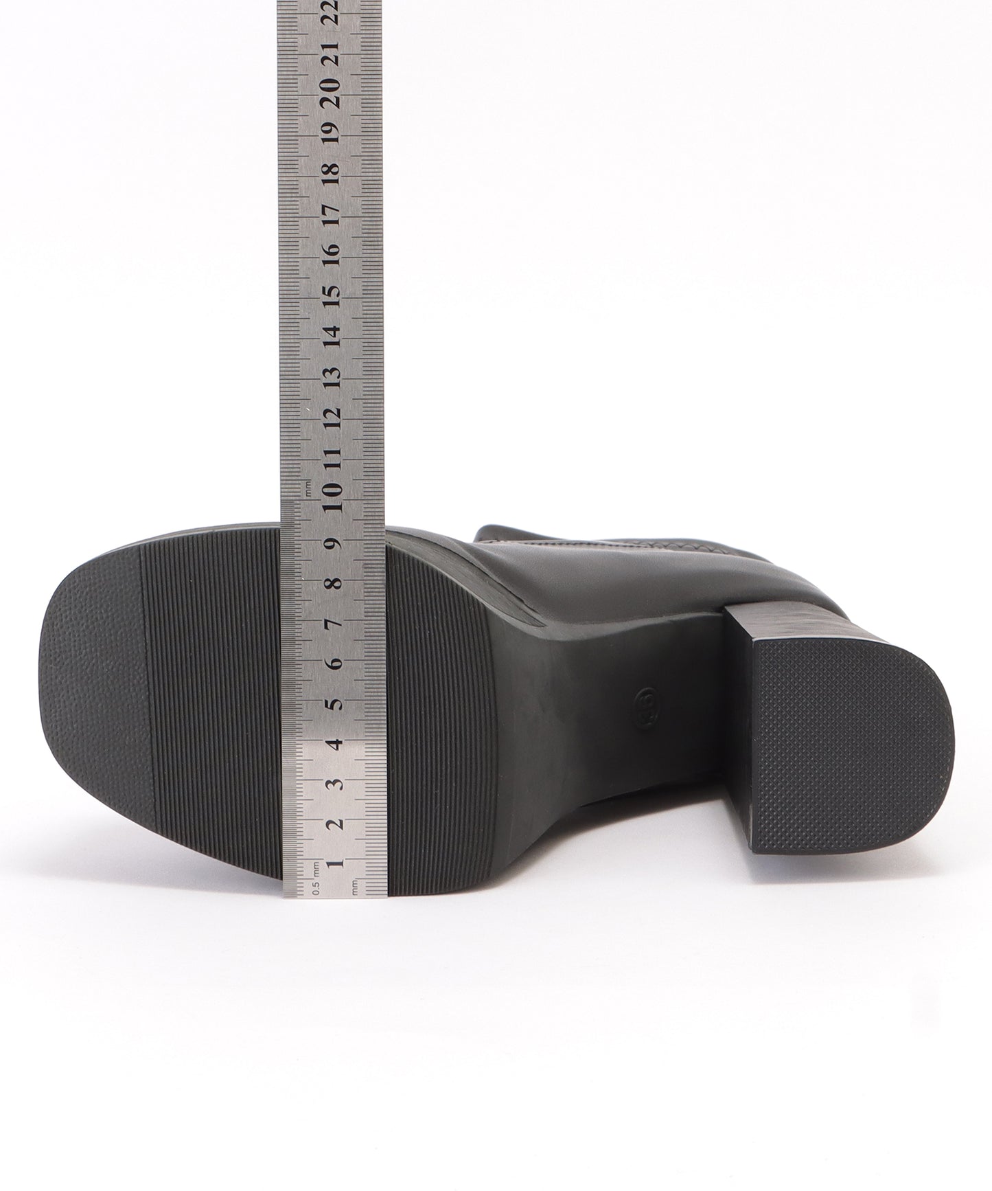 レザー調厚底チャンキーショートブーツ