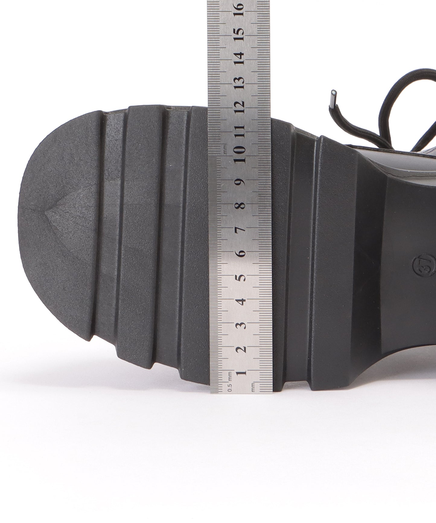 厚底レースアップドレッシーショートブーツ