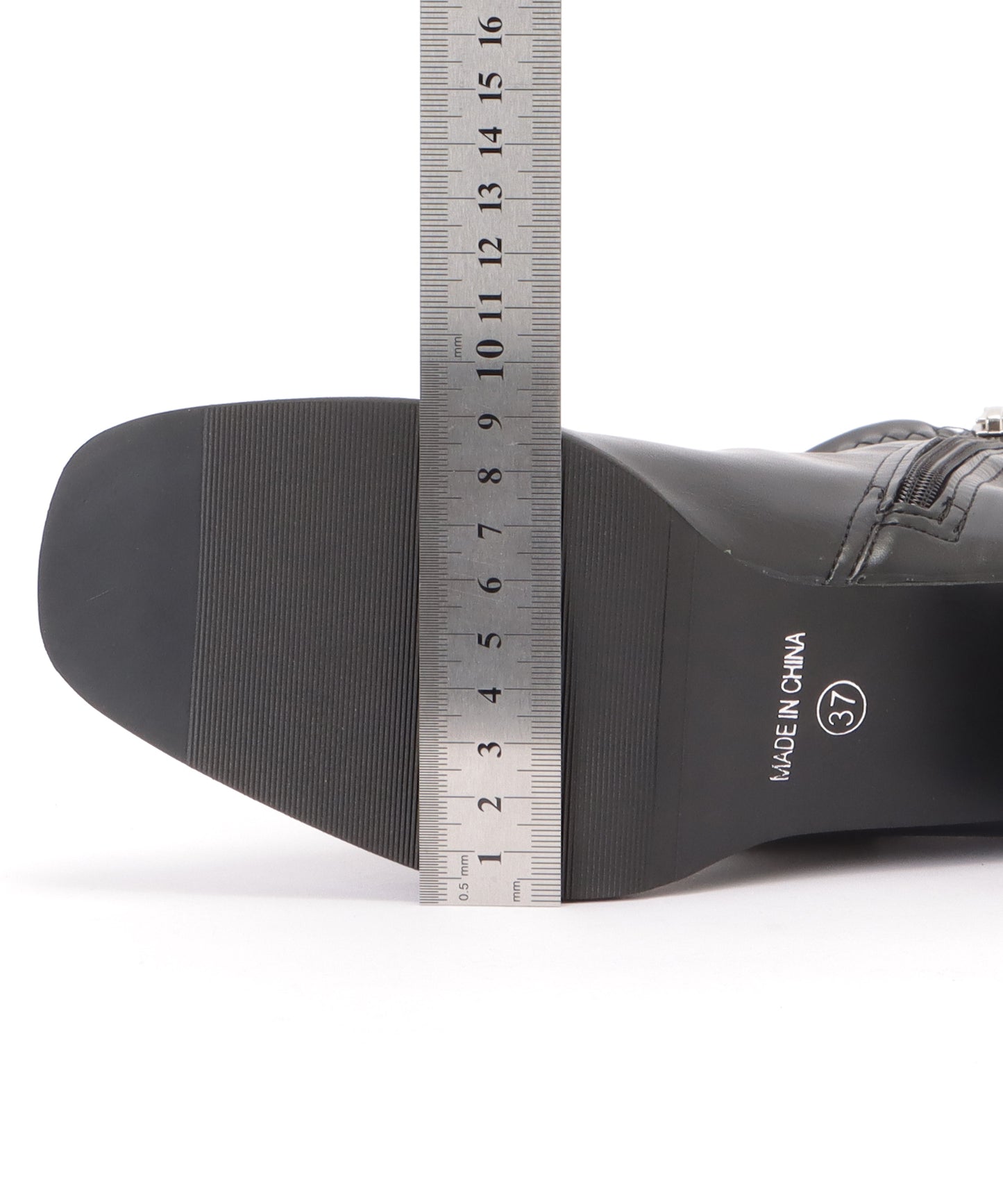 レザー調スクエアチャンキーショートブーツ