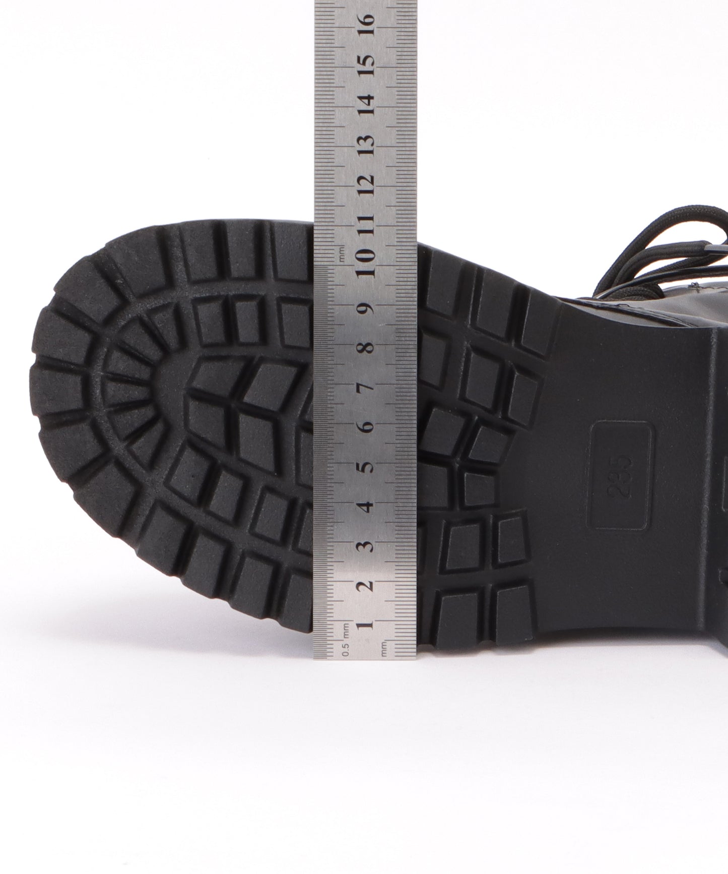 ベルト付きレースアップトラックブーツ