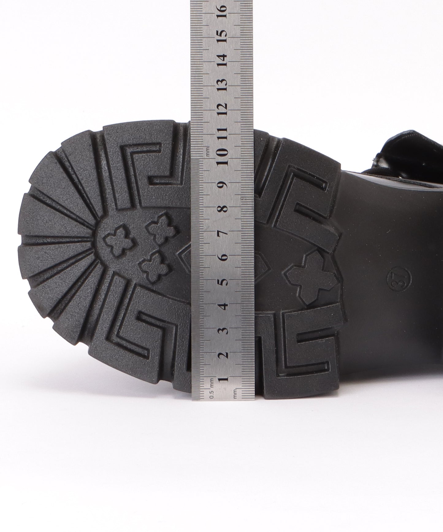 ボリュームソールレースアップショートブーツ