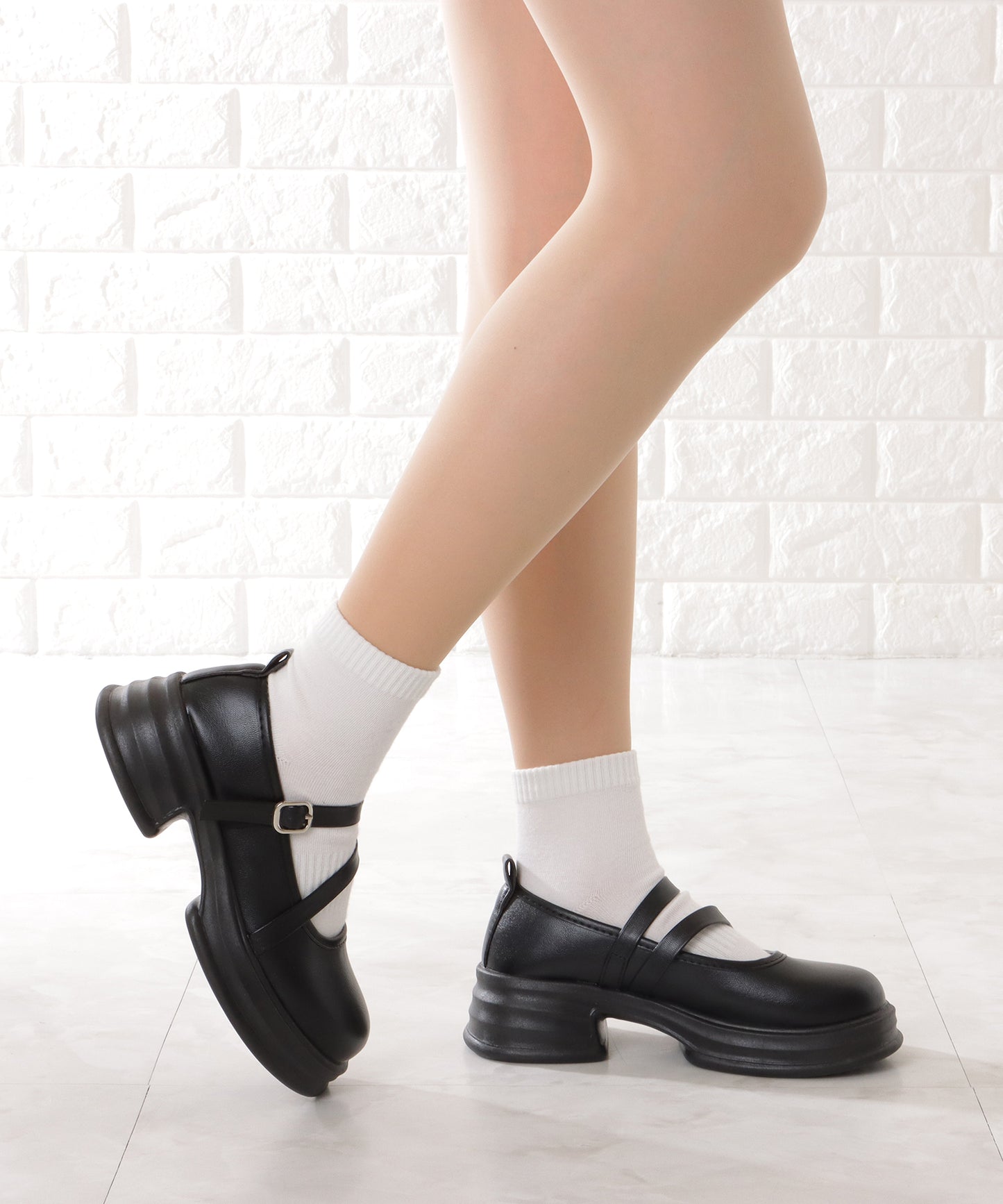 厚底 ダブル ストラップ ボリューム パンプス
