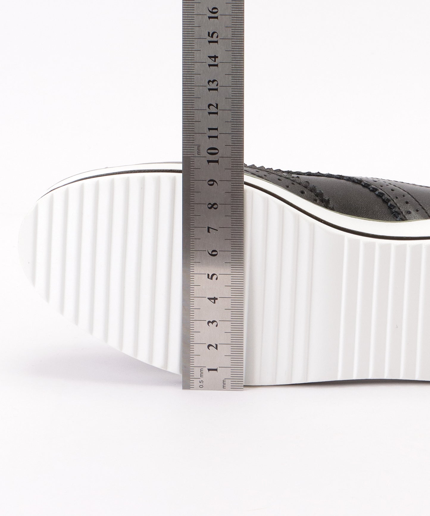 パンチング ステッチ レースアップ フラット シューズ