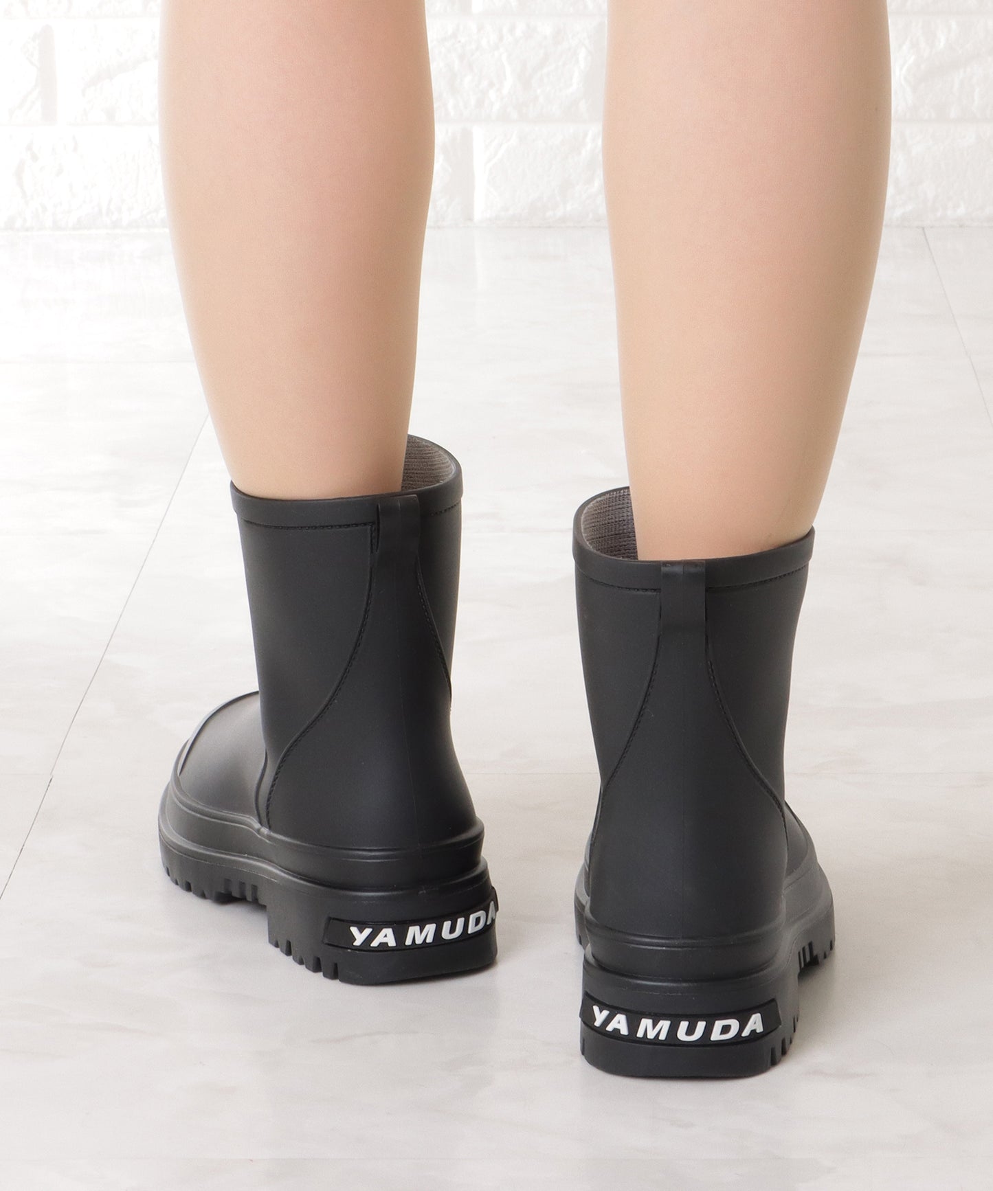 シンプル 厚底 トラック ショート レインブーツ
