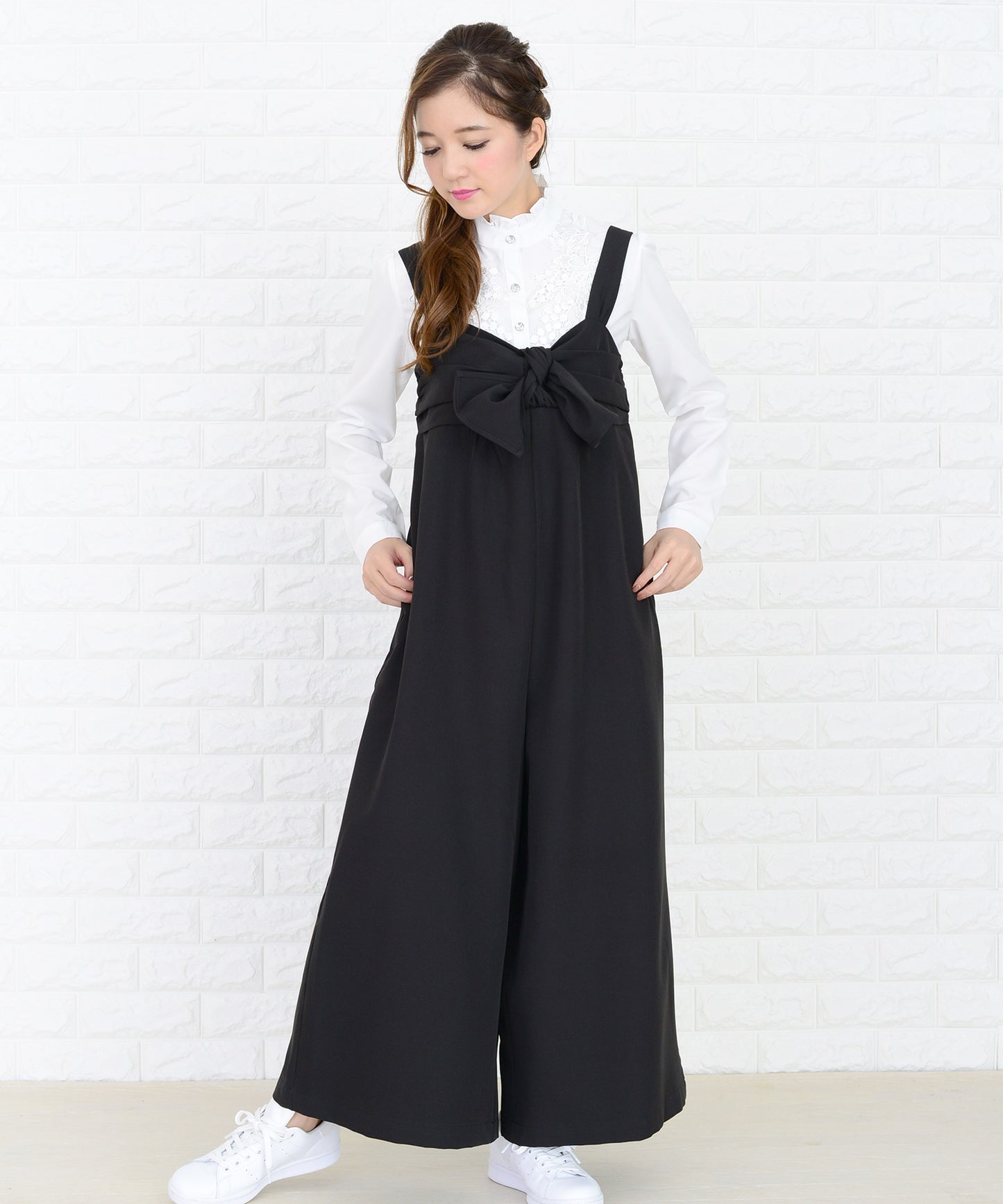 リボン付き サロペットワイドパンツ オールインワン・パンツ