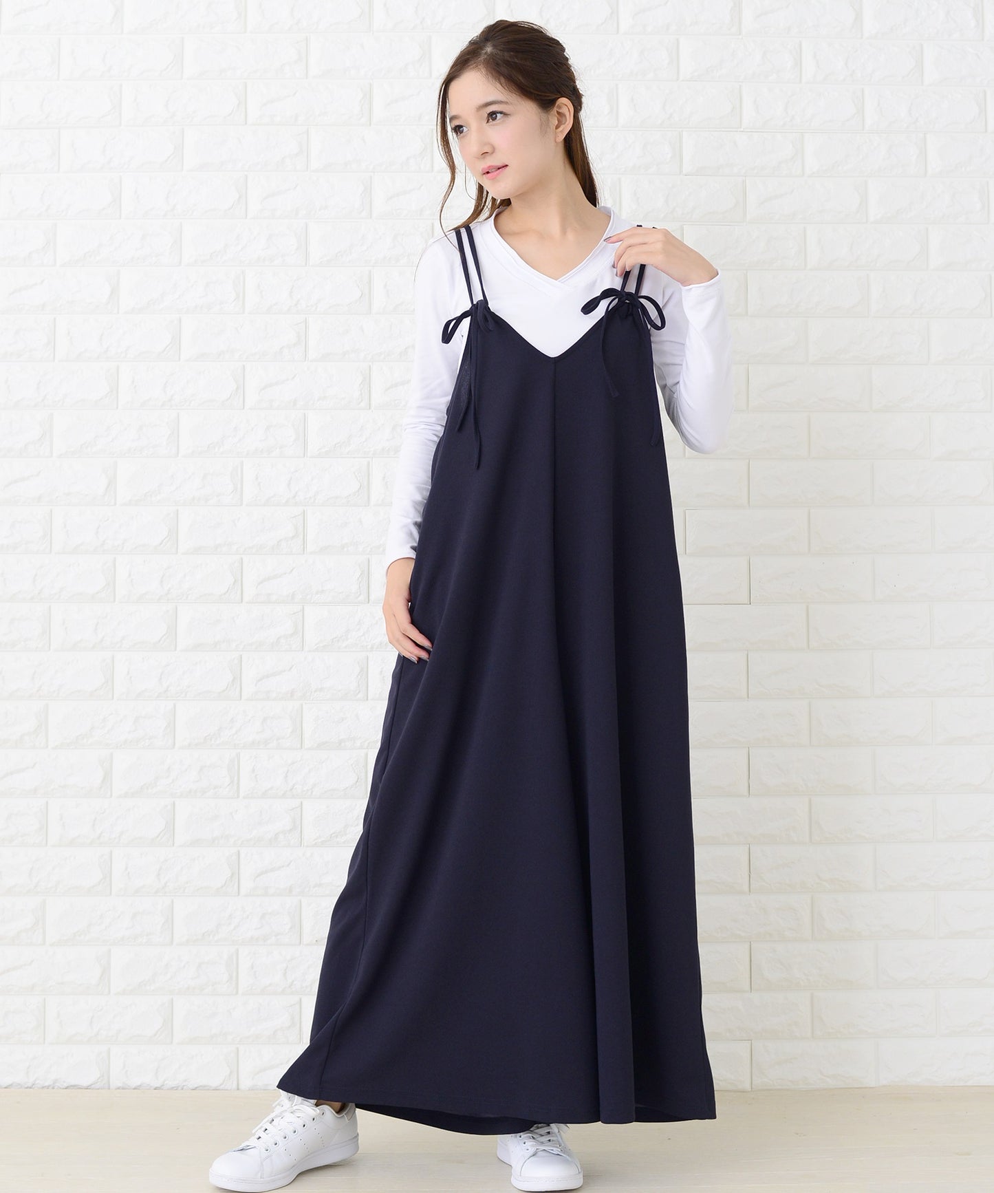 肩ひもリボン付き サロペットワイドパンツ オールインワン・パンツ