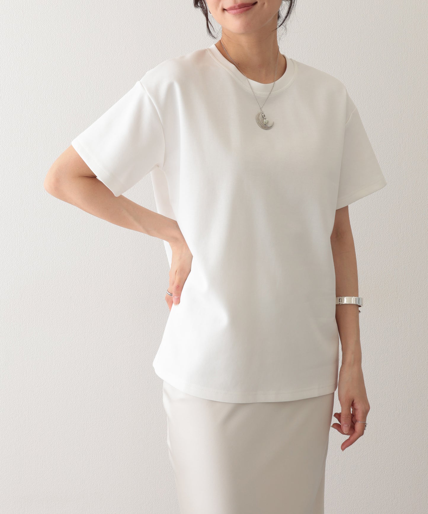 ソリッドカラー クルーネック 半袖 ベーシック Tシャツ