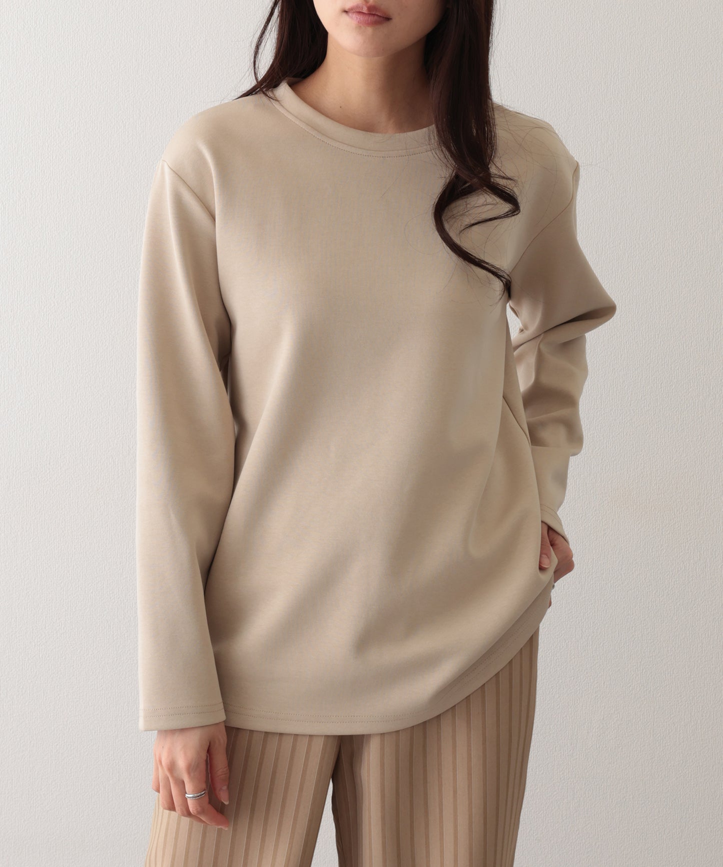 ソリッドカラー クルーネック 長袖 ベーシック Tシャツ