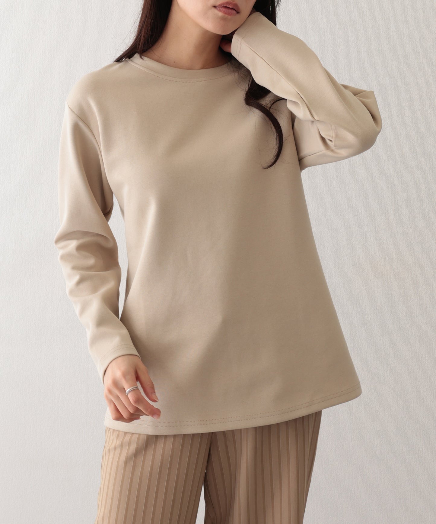 ソリッドカラー クルーネック 長袖 ベーシック Tシャツ