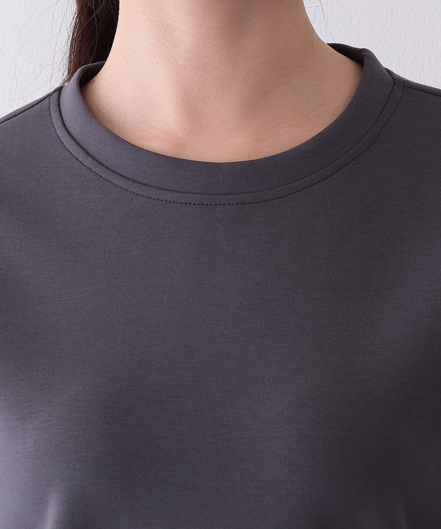 ソリッドカラー クルーネック 長袖 ベーシック Tシャツ