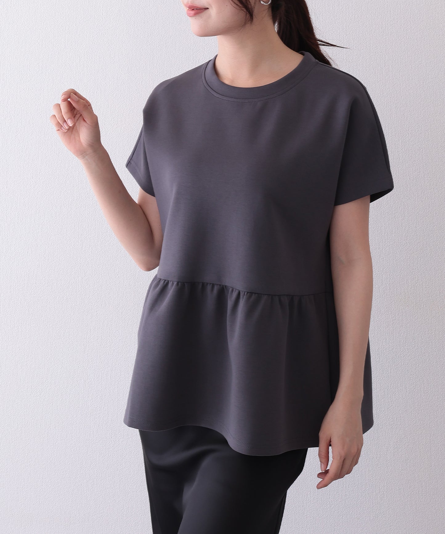 ソリッドカラー クルーネック ペプラム 半袖 Tシャツ