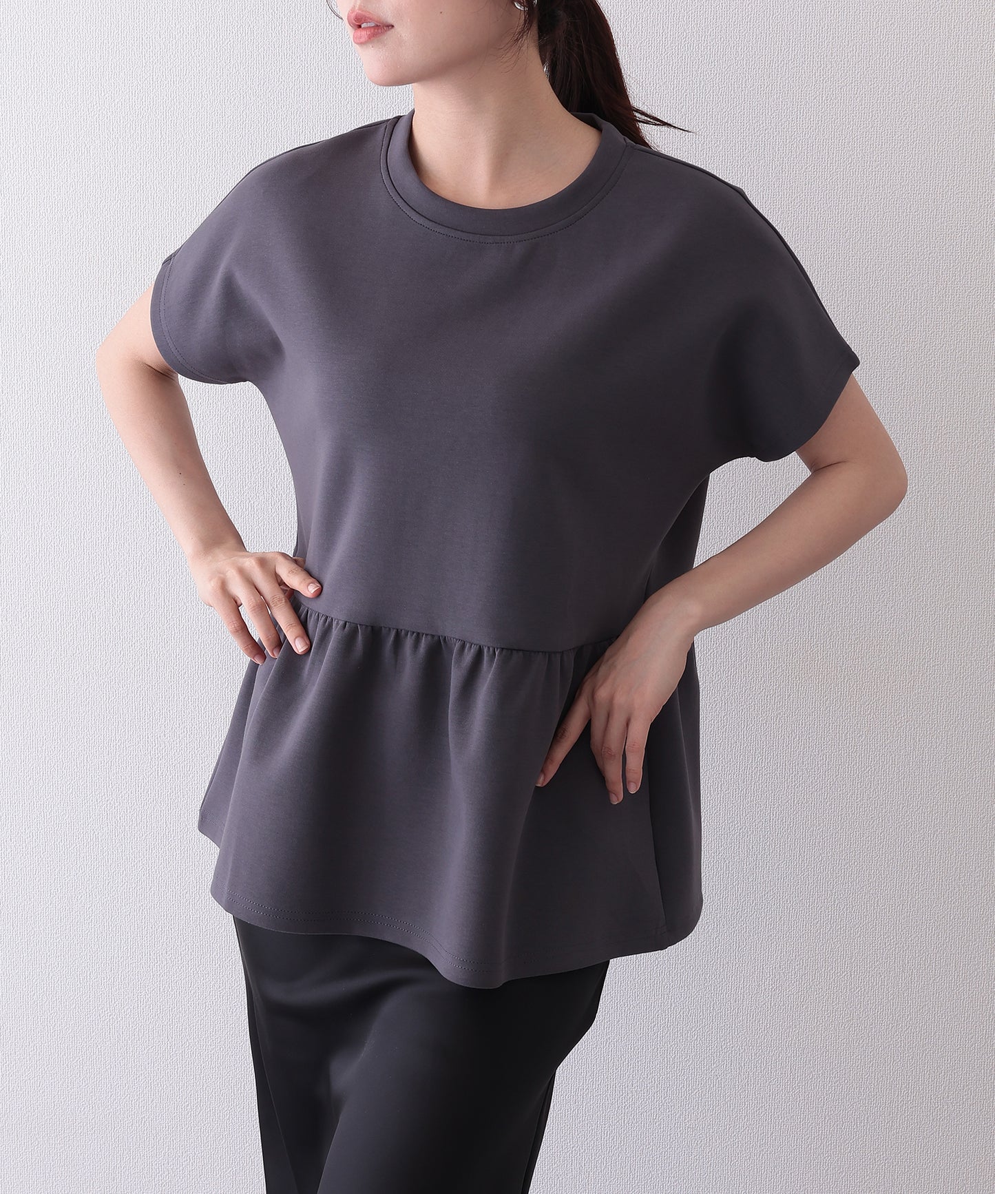 ソリッドカラー クルーネック ペプラム 半袖 Tシャツ