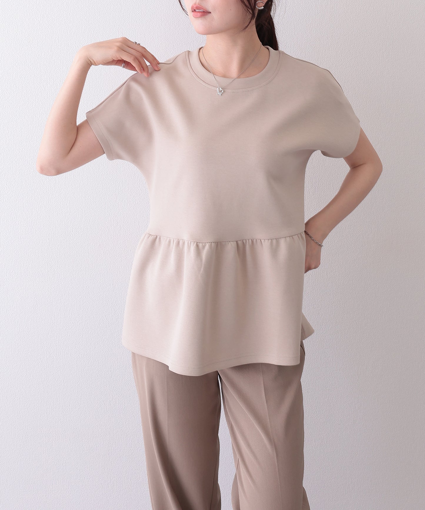 ソリッドカラー クルーネック ペプラム 半袖 Tシャツ