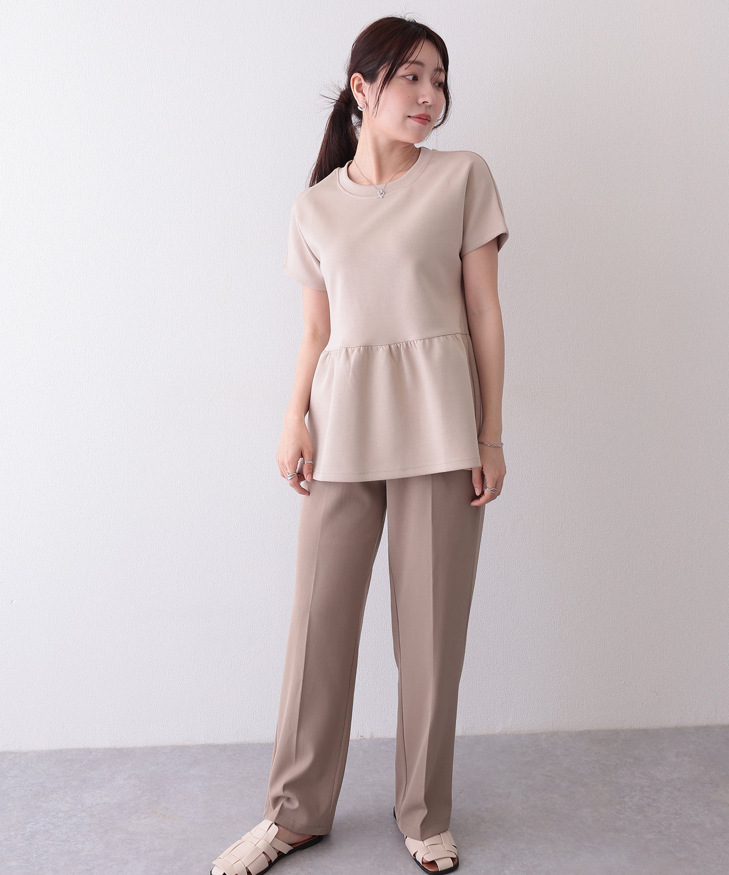 ソリッドカラー クルーネック ペプラム 半袖 Tシャツ