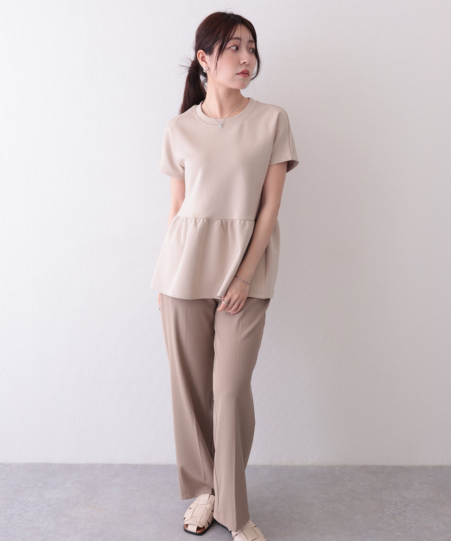 ソリッドカラー クルーネック ペプラム 半袖 Tシャツ
