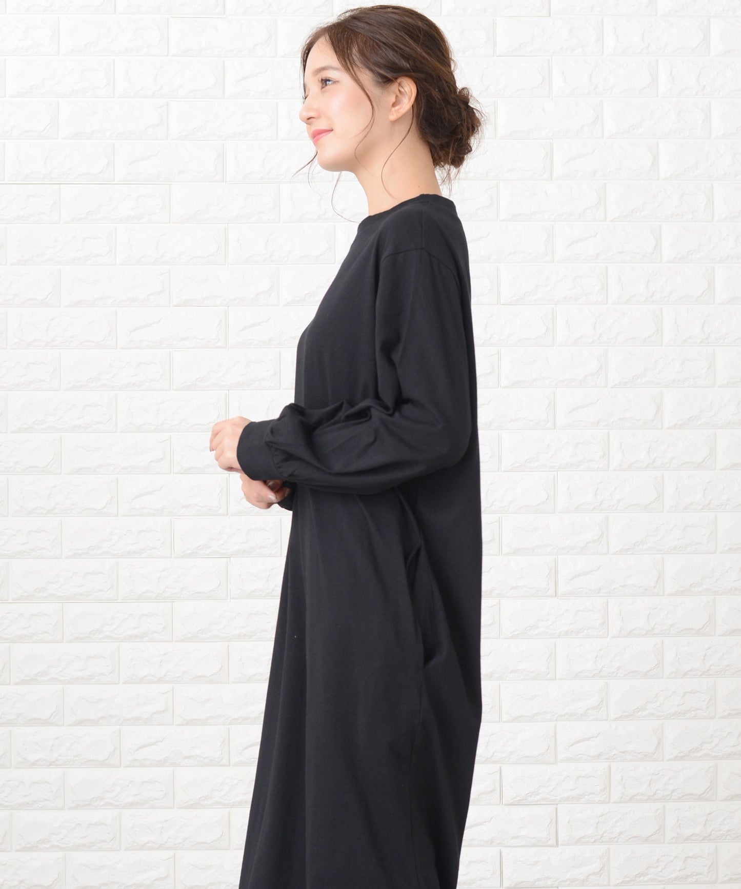 シンプル無地長袖ロングTシャツワンピース