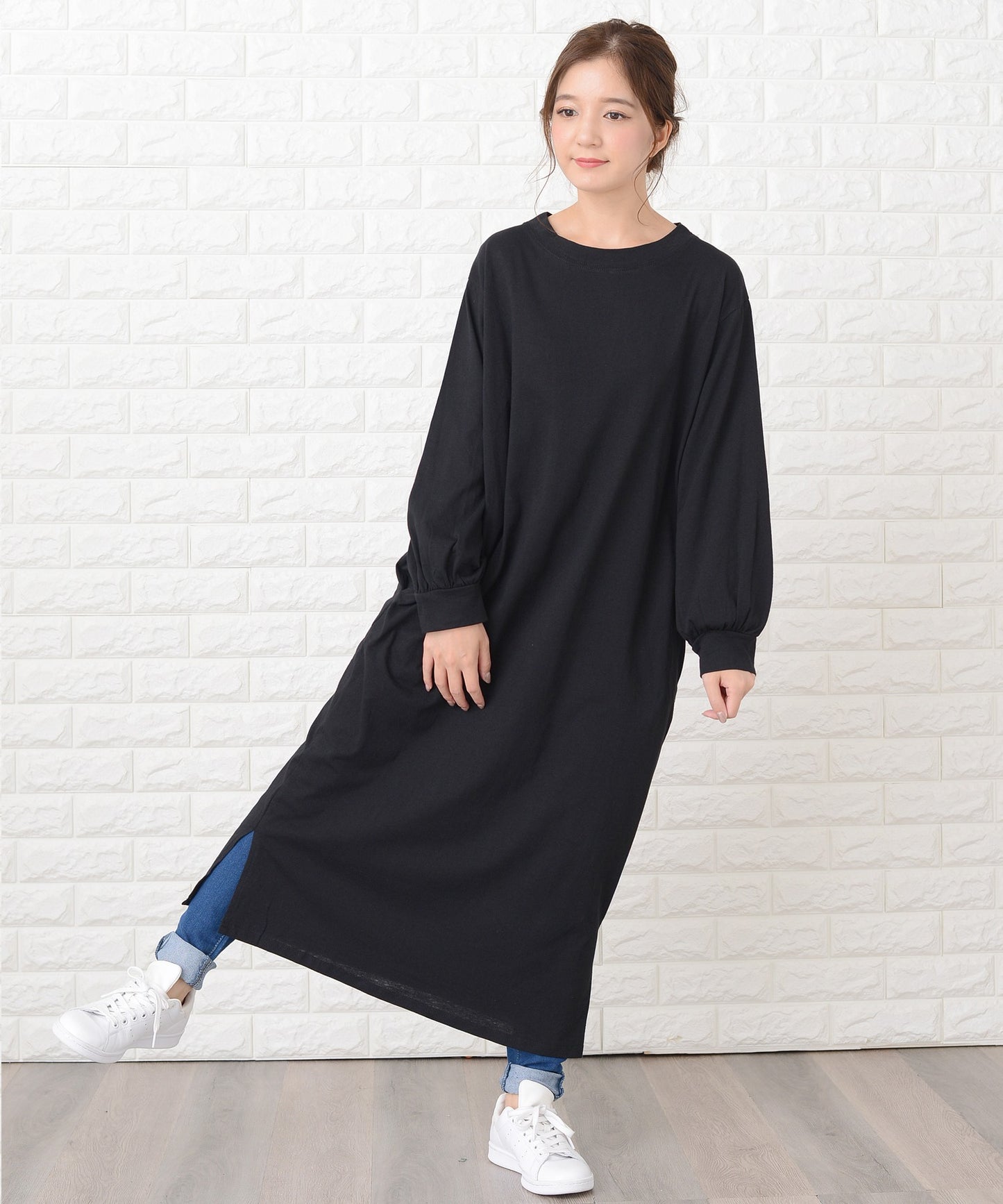 シンプル無地長袖ロングTシャツワンピース