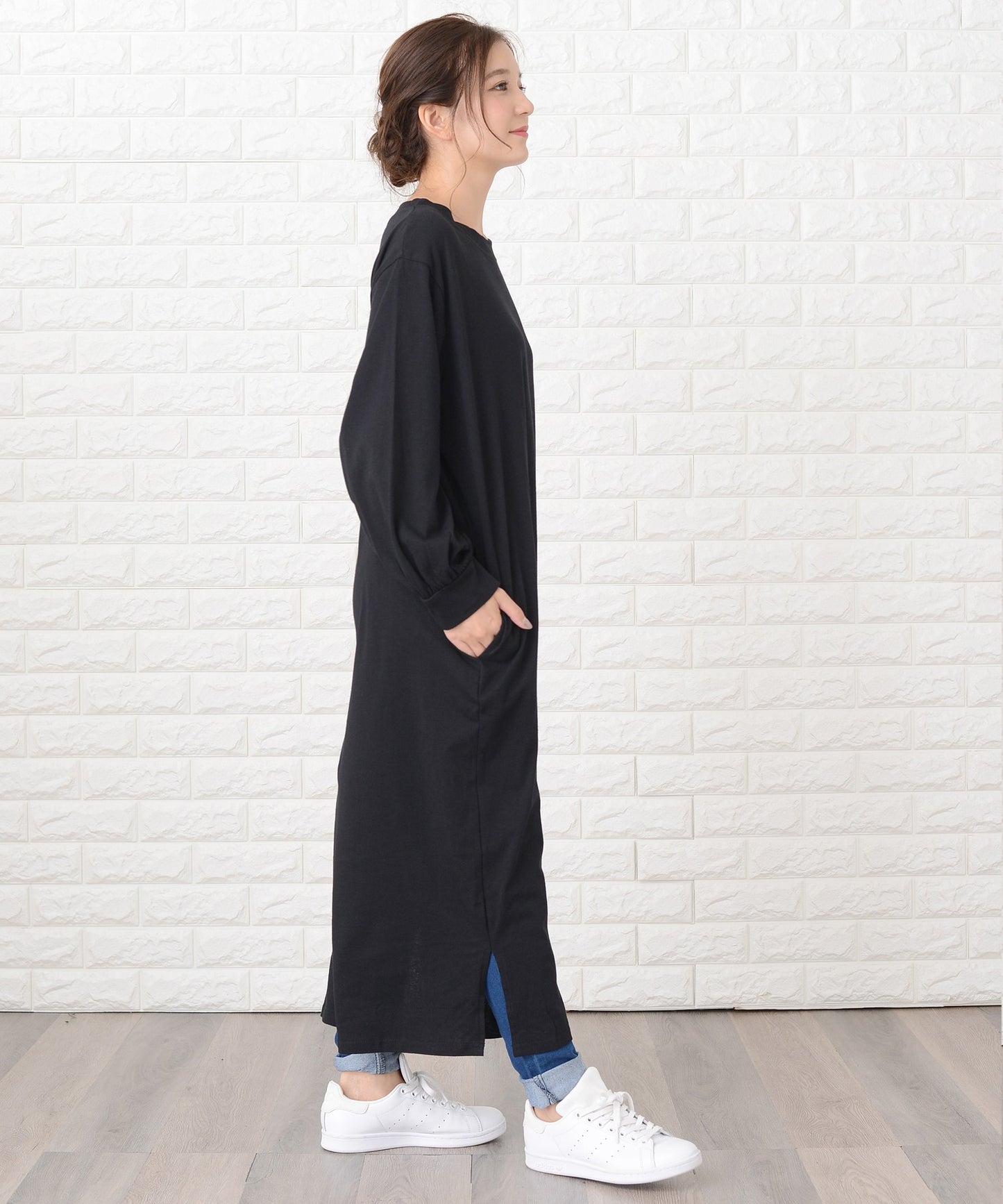 シンプル無地長袖ロングTシャツワンピース