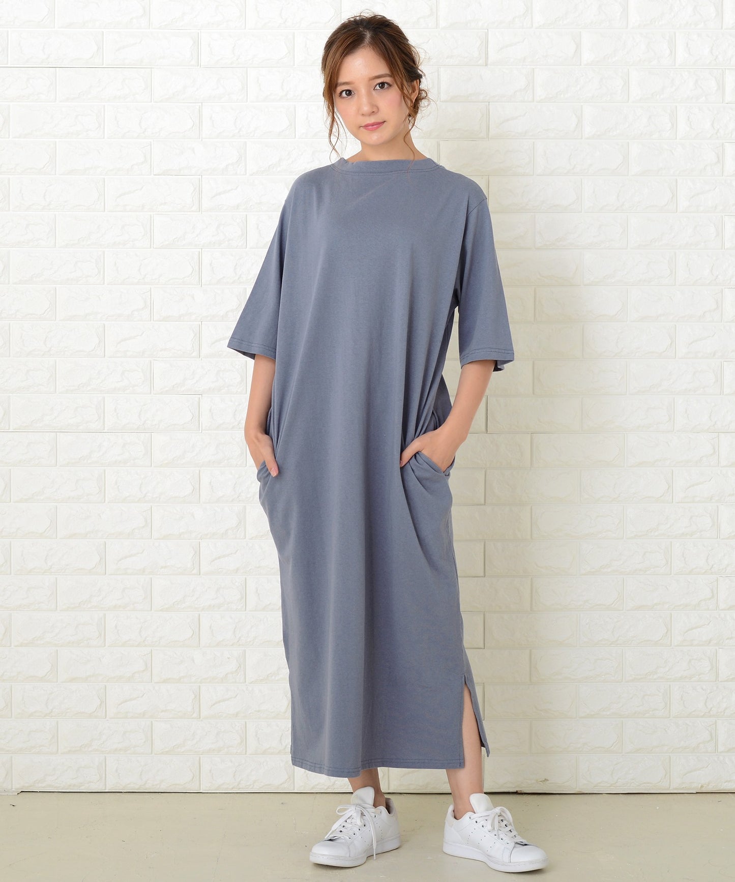 シンプル無地半袖ロングTシャツワンピース