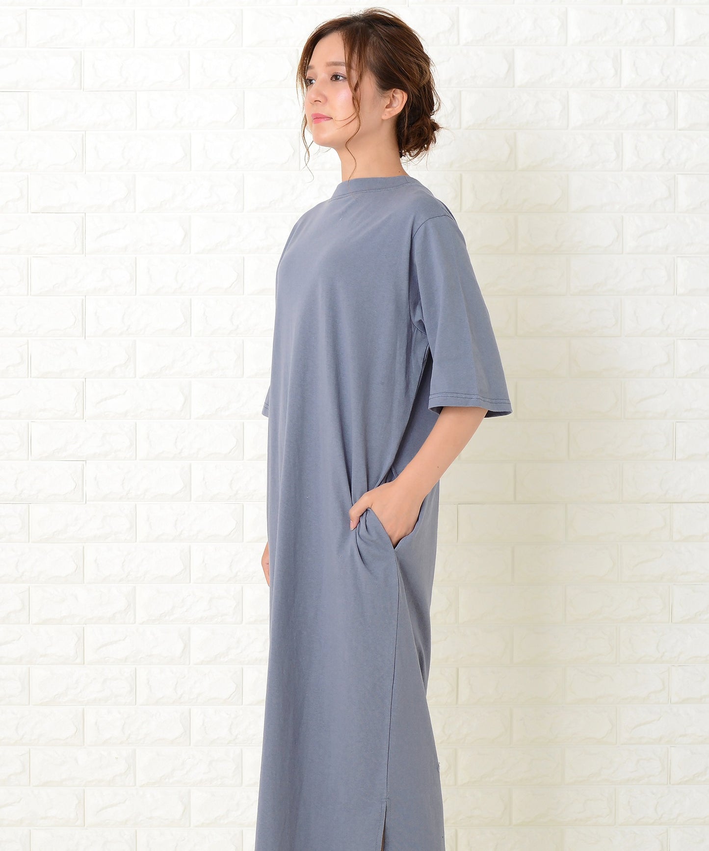 シンプル無地半袖ロングTシャツワンピース