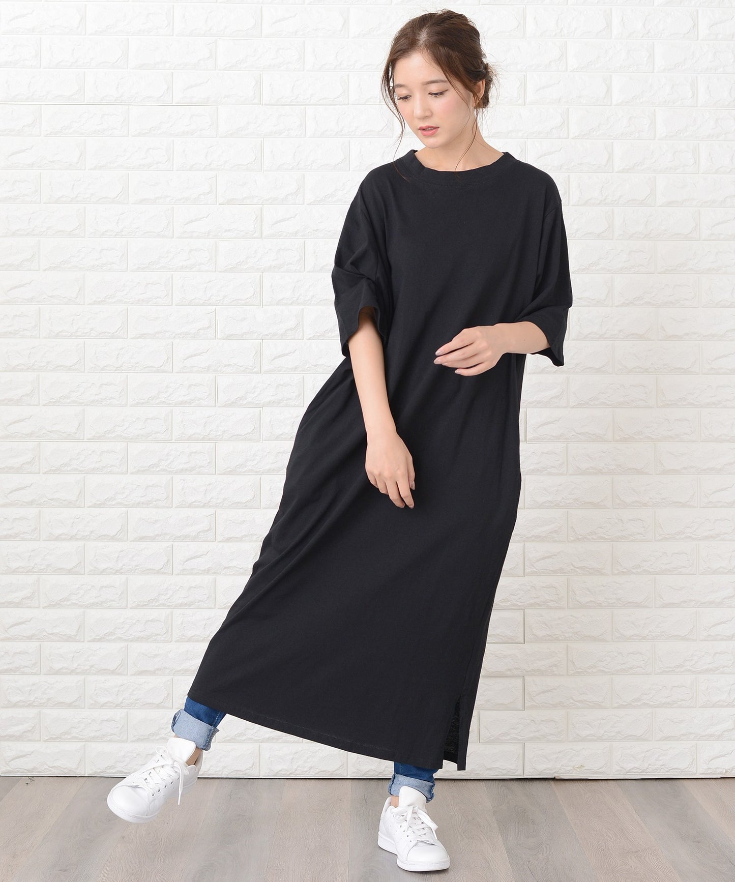 シンプル無地半袖ロングTシャツワンピース