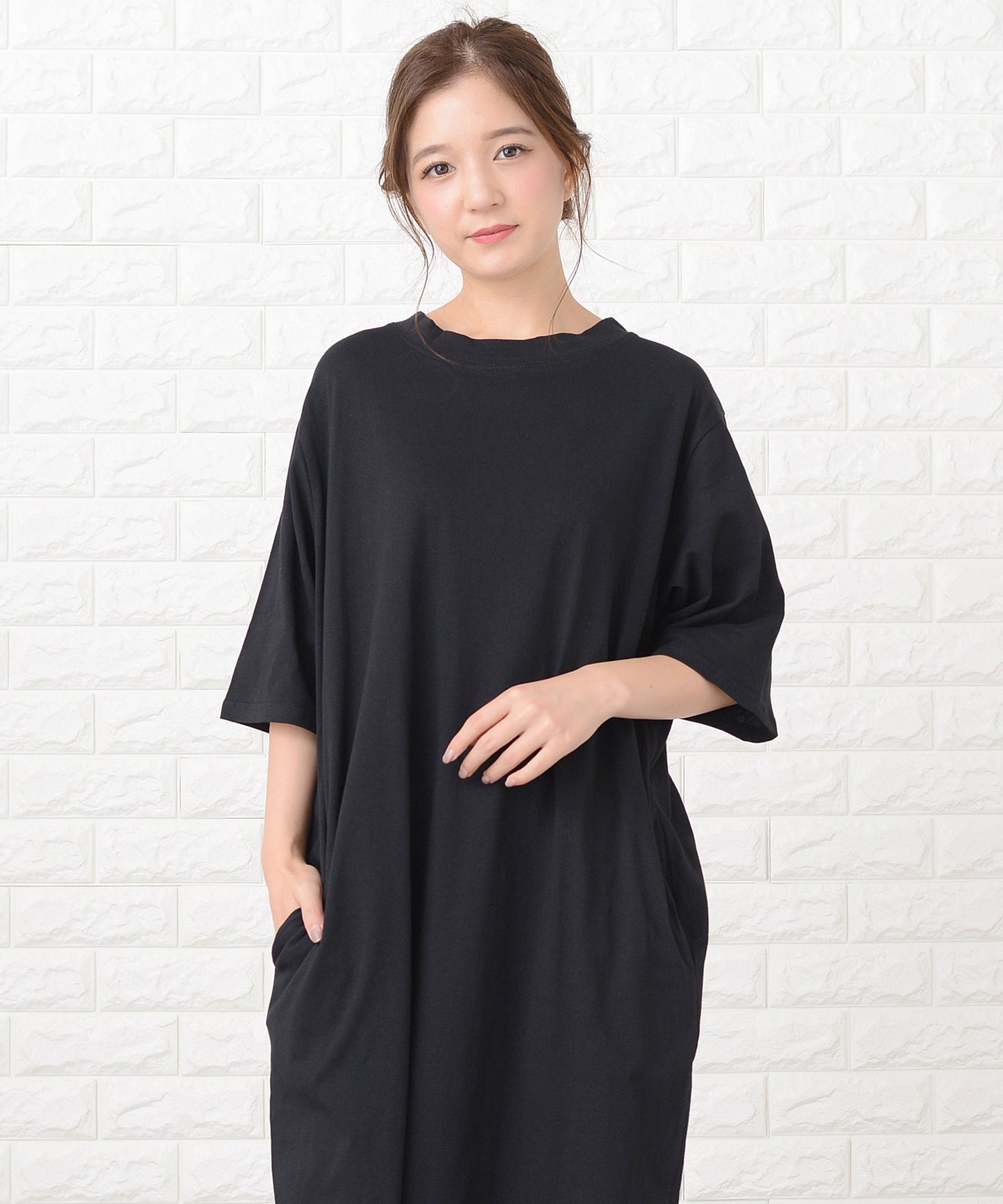 シンプル無地半袖ロングTシャツワンピース