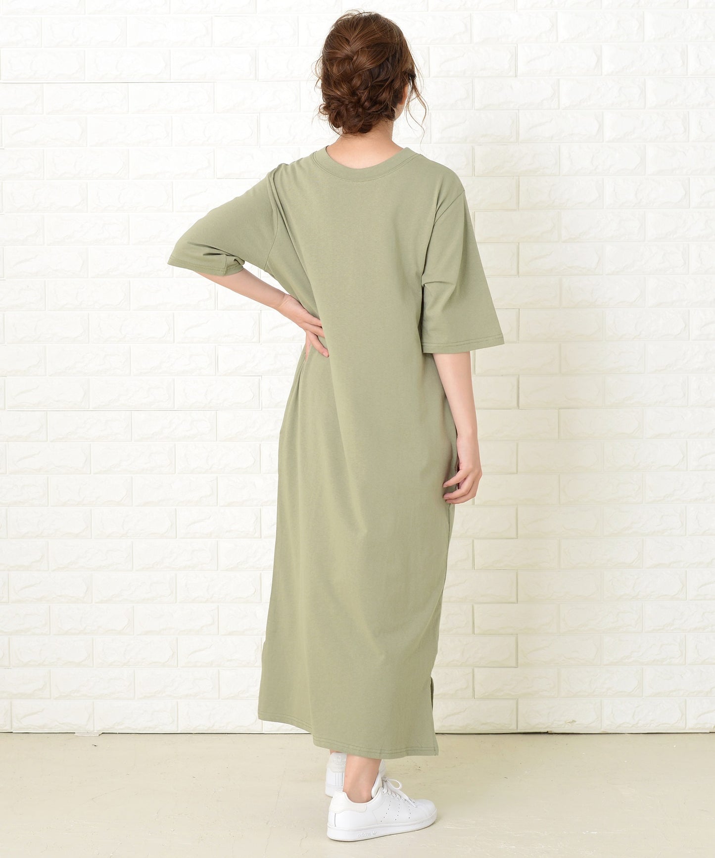 シンプル無地半袖ロングTシャツワンピース