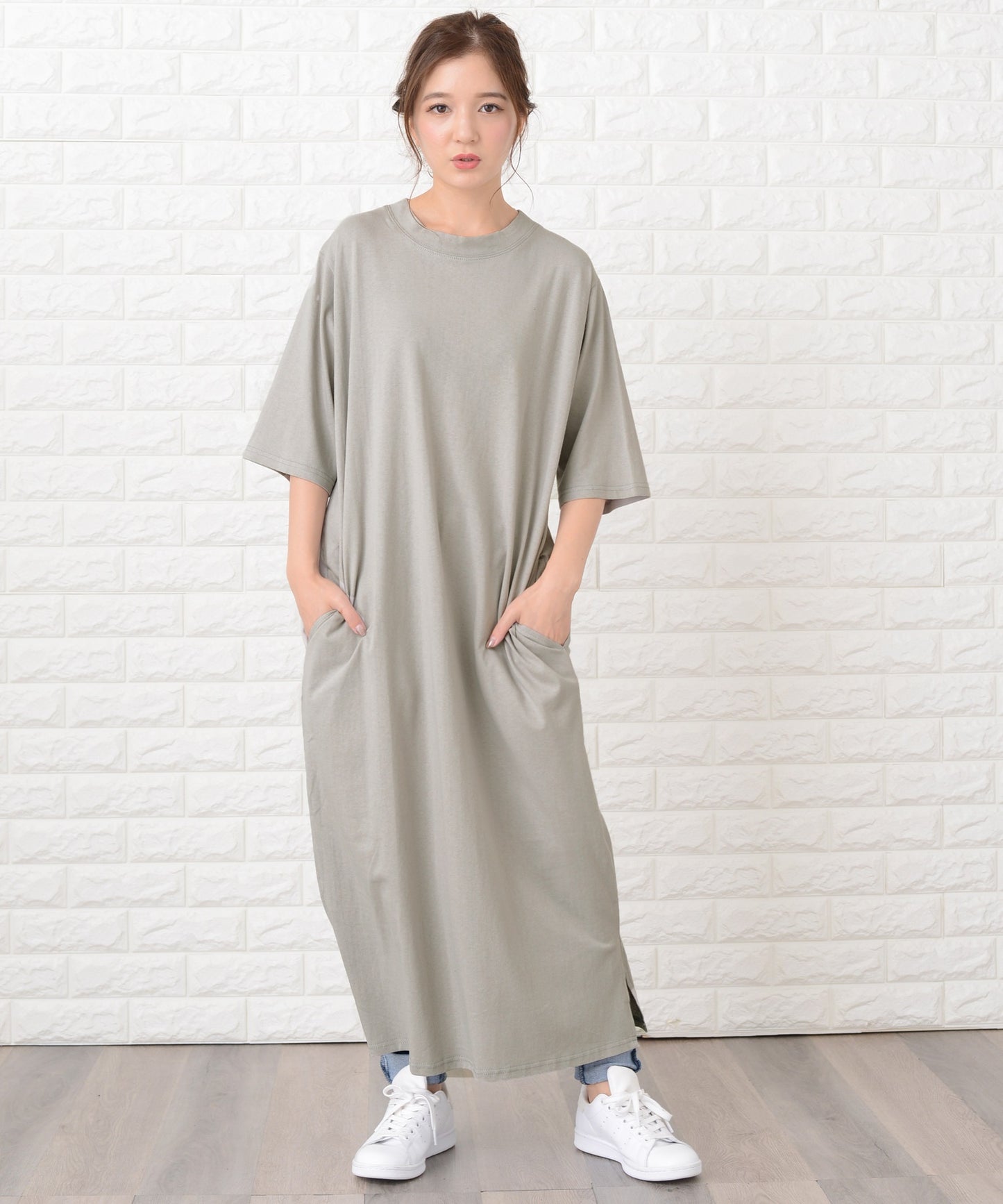 シンプル無地半袖ロングTシャツワンピース