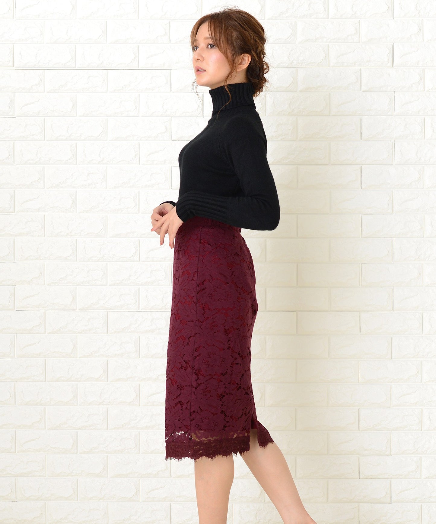 花柄総レースタイトスカート