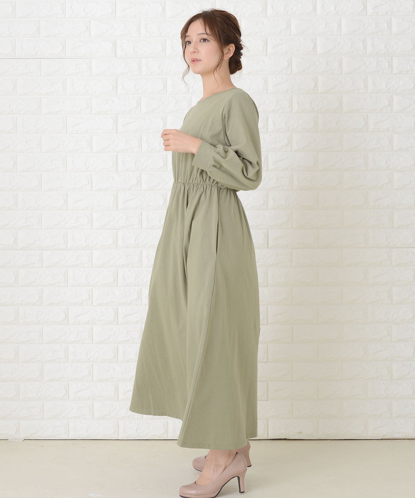 ゆったり長袖ロングワンピース