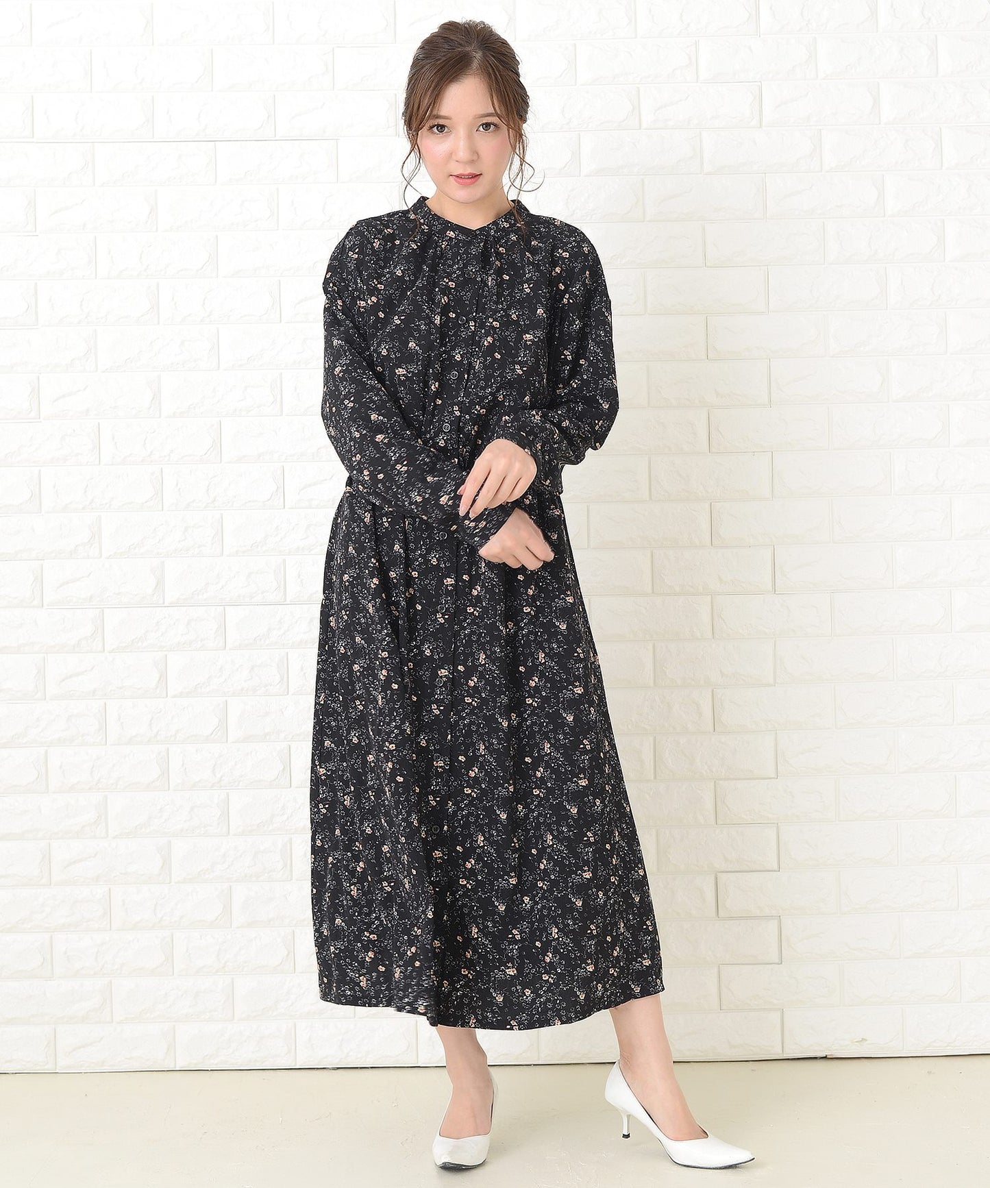 花柄フレア 長袖ロングワンピース