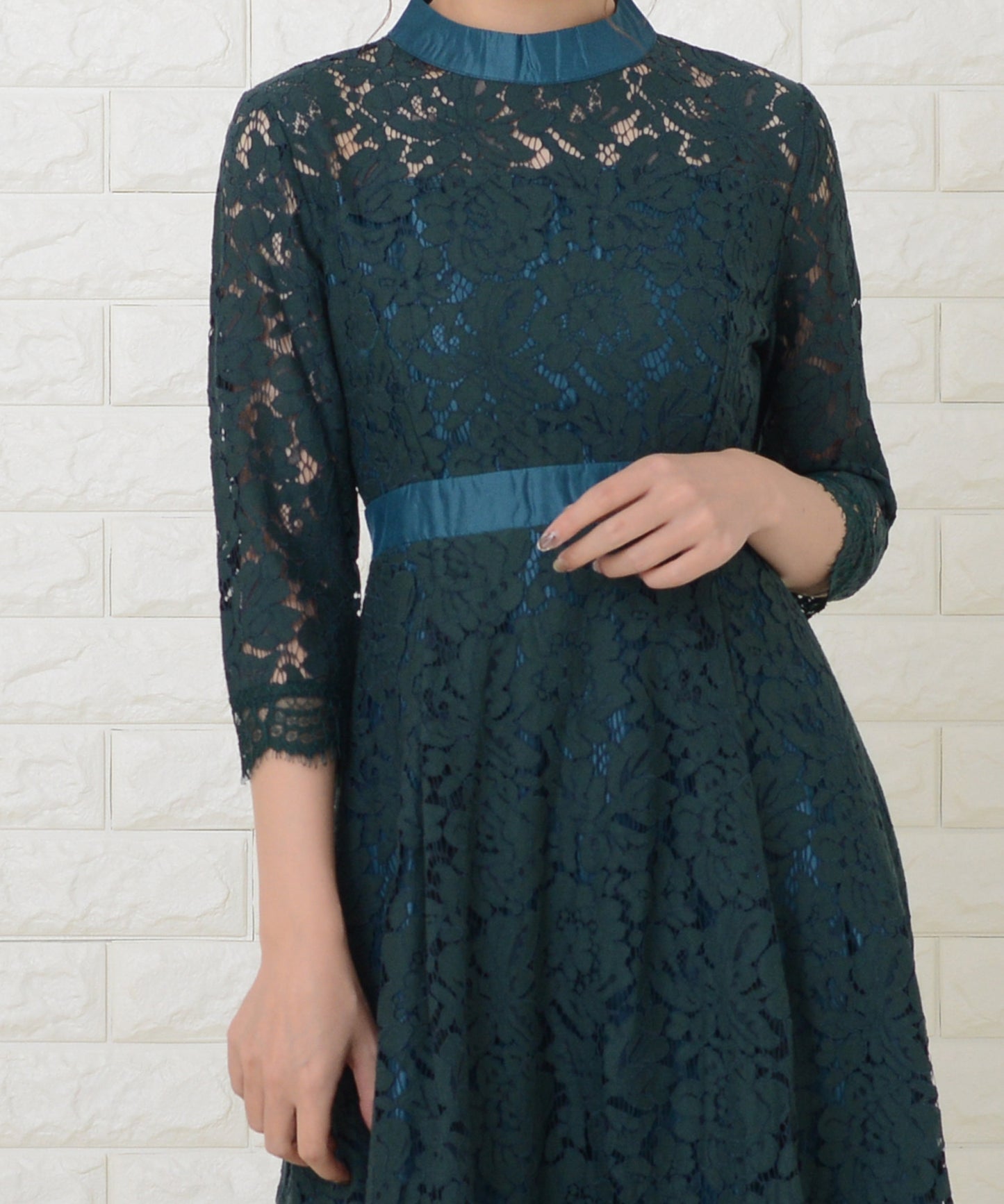 総レース長袖スタンドネックフィッシュテールフォーマルワンピースドレス